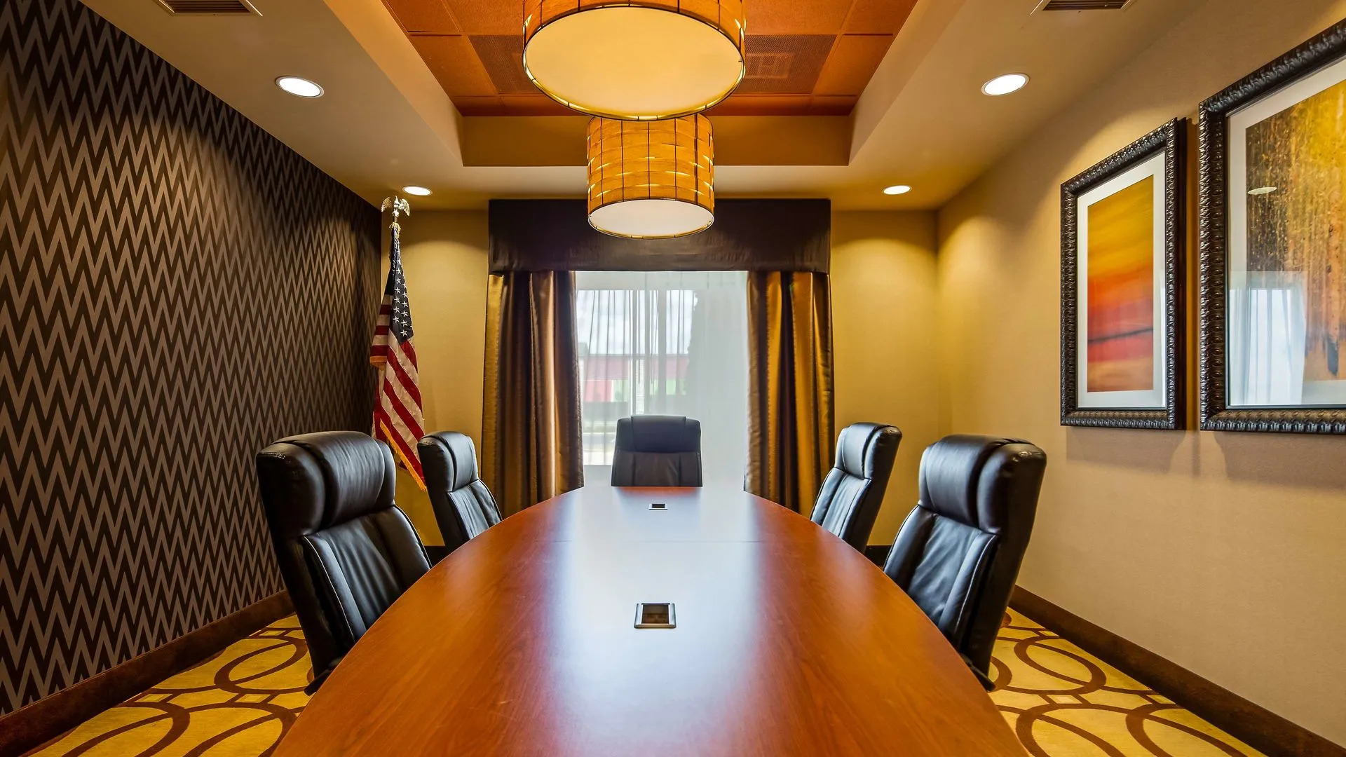 Best Western Plus Tupelo Inn & Suites