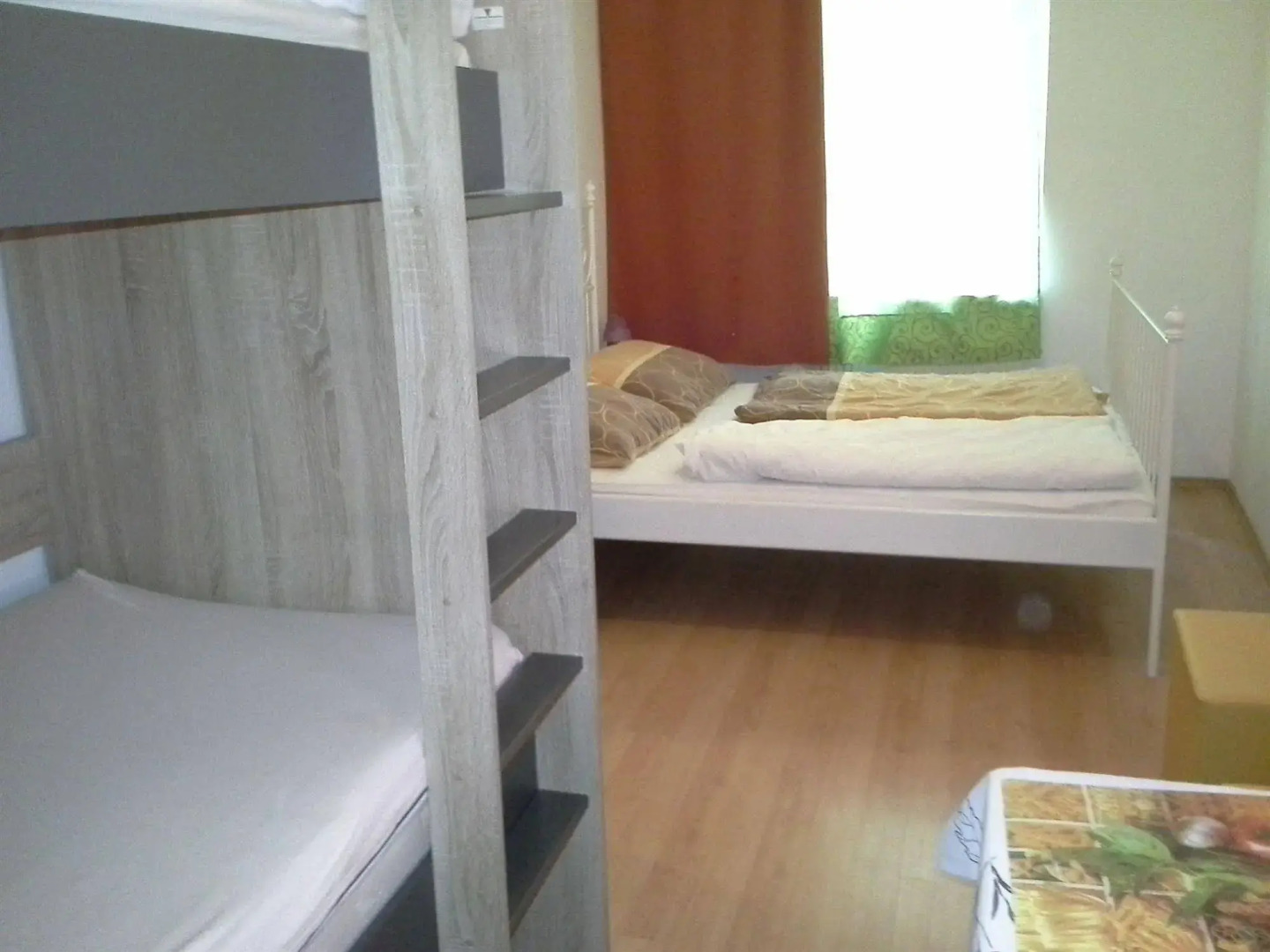 Pension Vienna Happymit