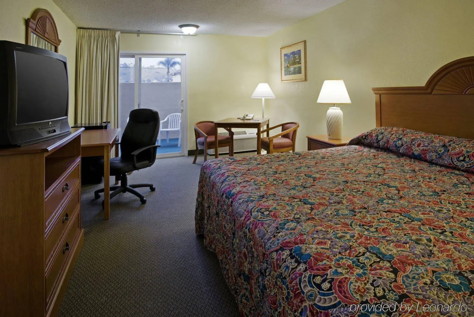 Super 8 Oceanside