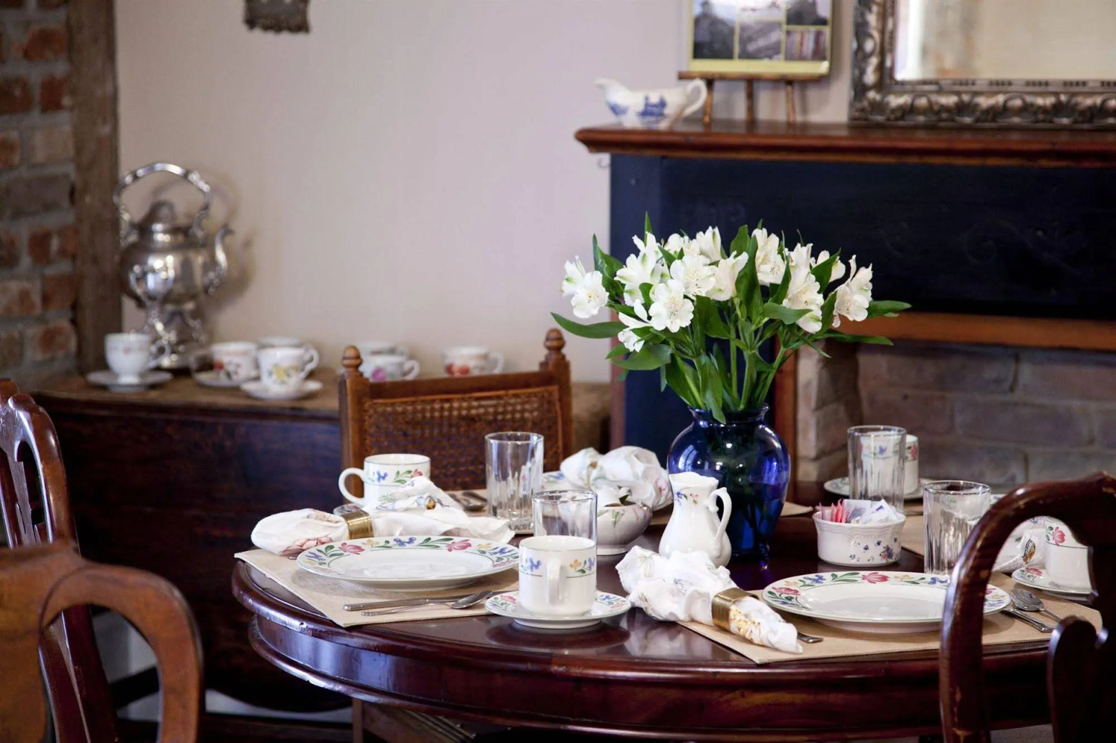 New Orleans Jazz Quarters - The French Quarters Unique Creole Hotel