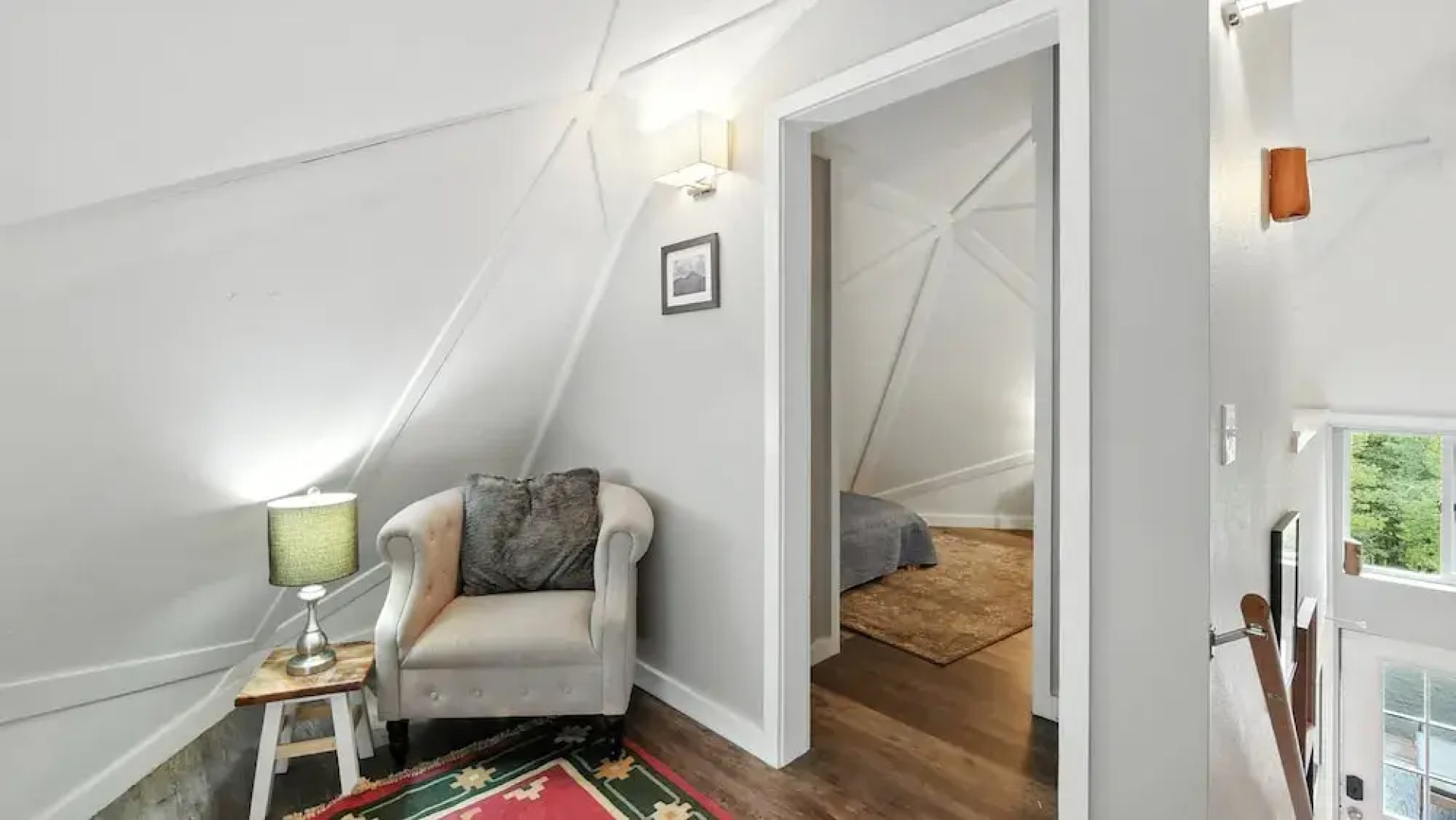 Charming Cabin W/ Scenic Views Near Uc Health 2 Bedroom Cabin