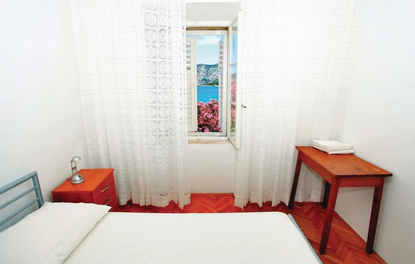 Awesome Home in Racisce With Wifi and 6 Bedrooms