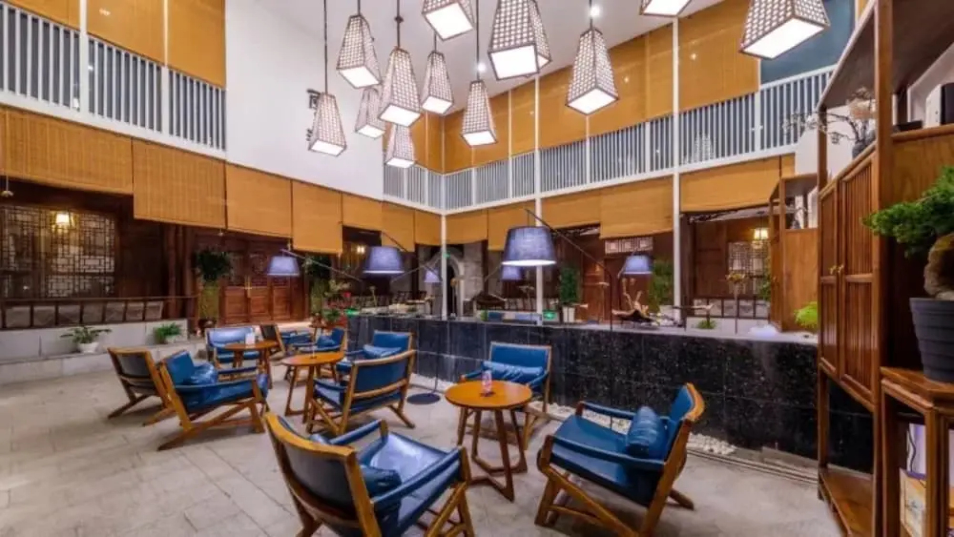 Floral Hotel Yun Jing He Yuan Haidong