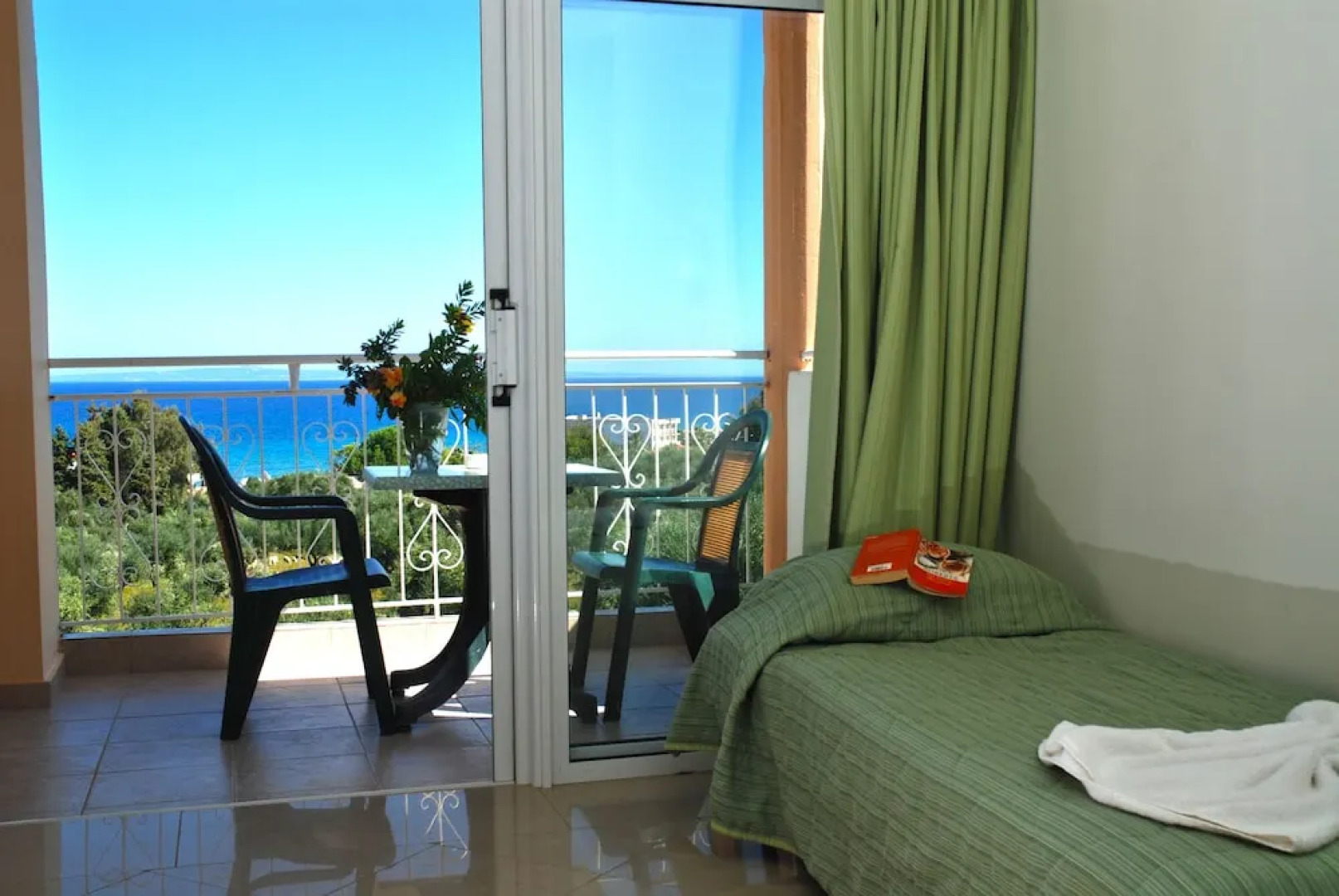 Captains & Commodore & Admiral Complex