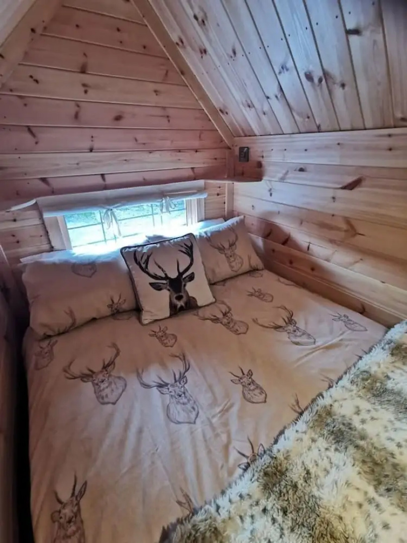 Charming 1-bed Cabin in Gaerwen