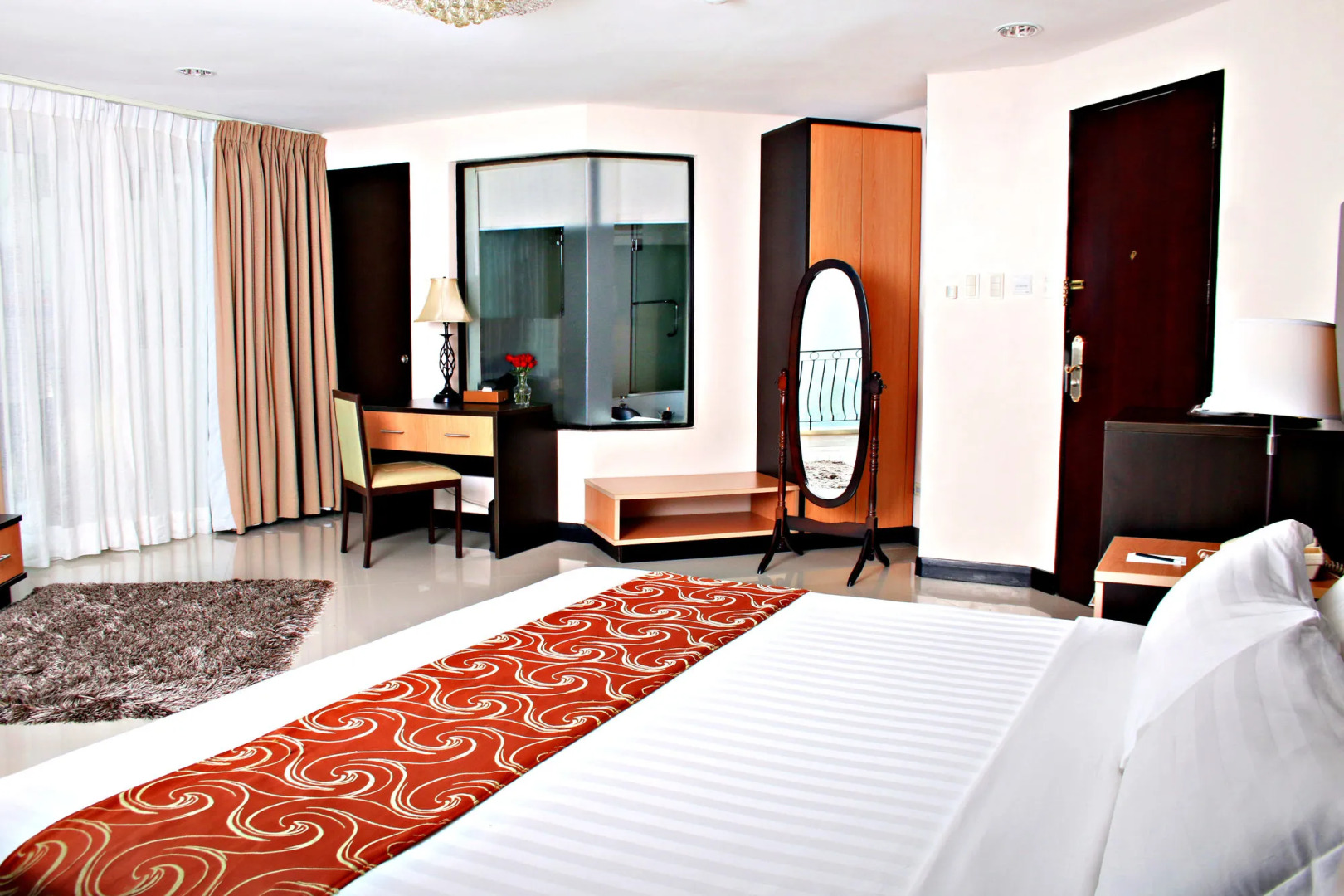 The Lake Hotel Tagaytay