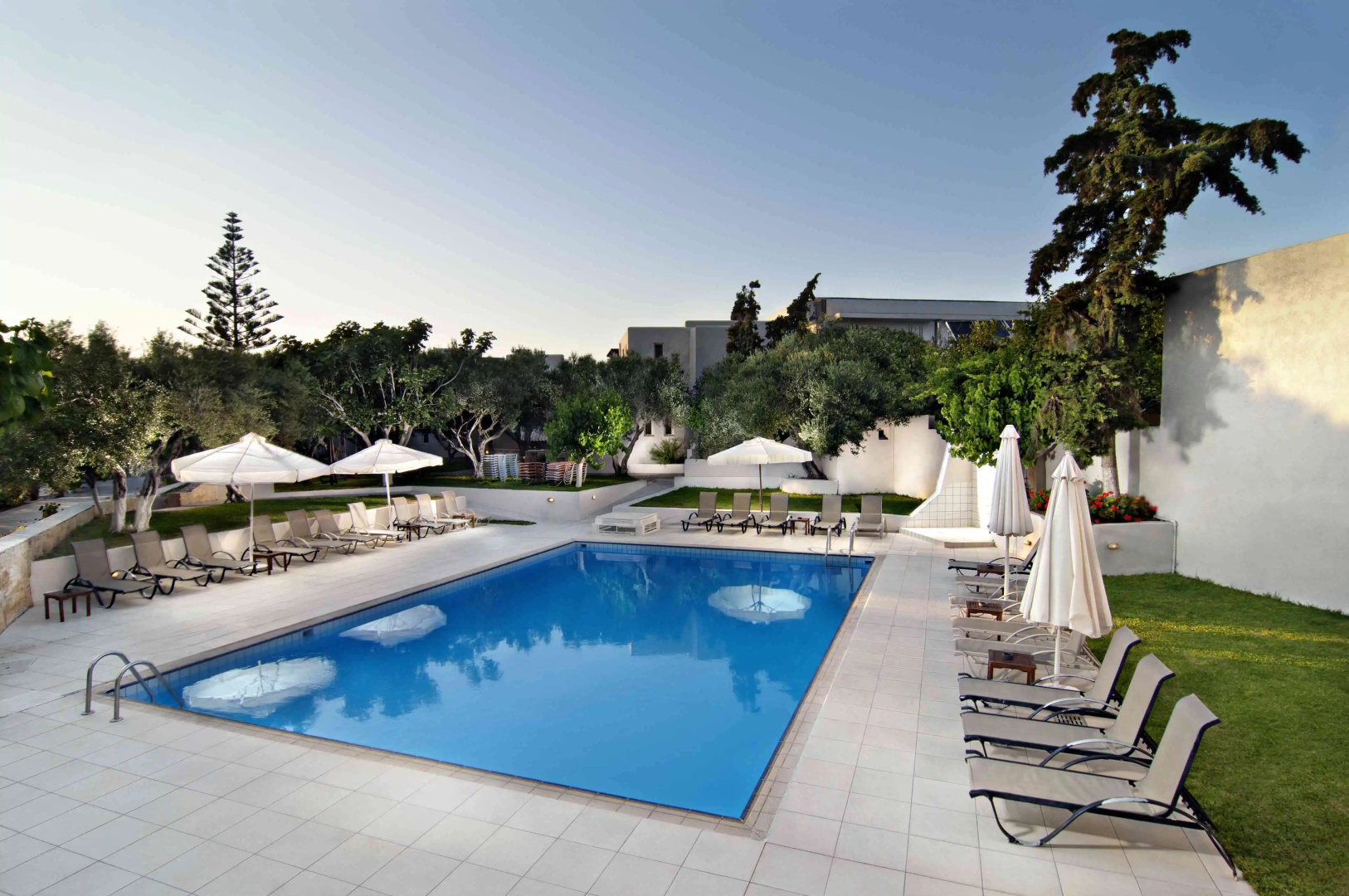 Ourania Apartments