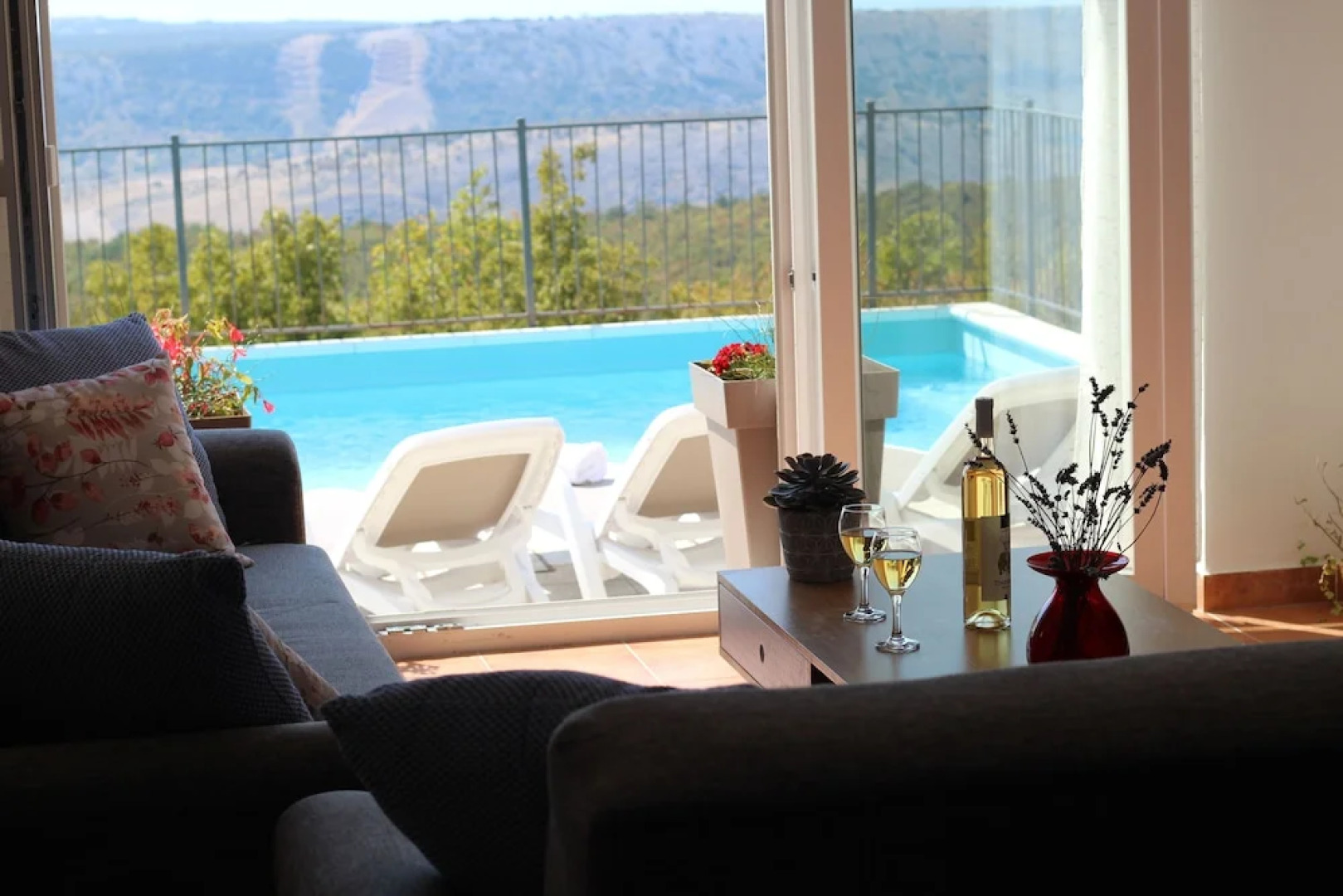 Holiday Home-big Swimming Pool-amazing Views