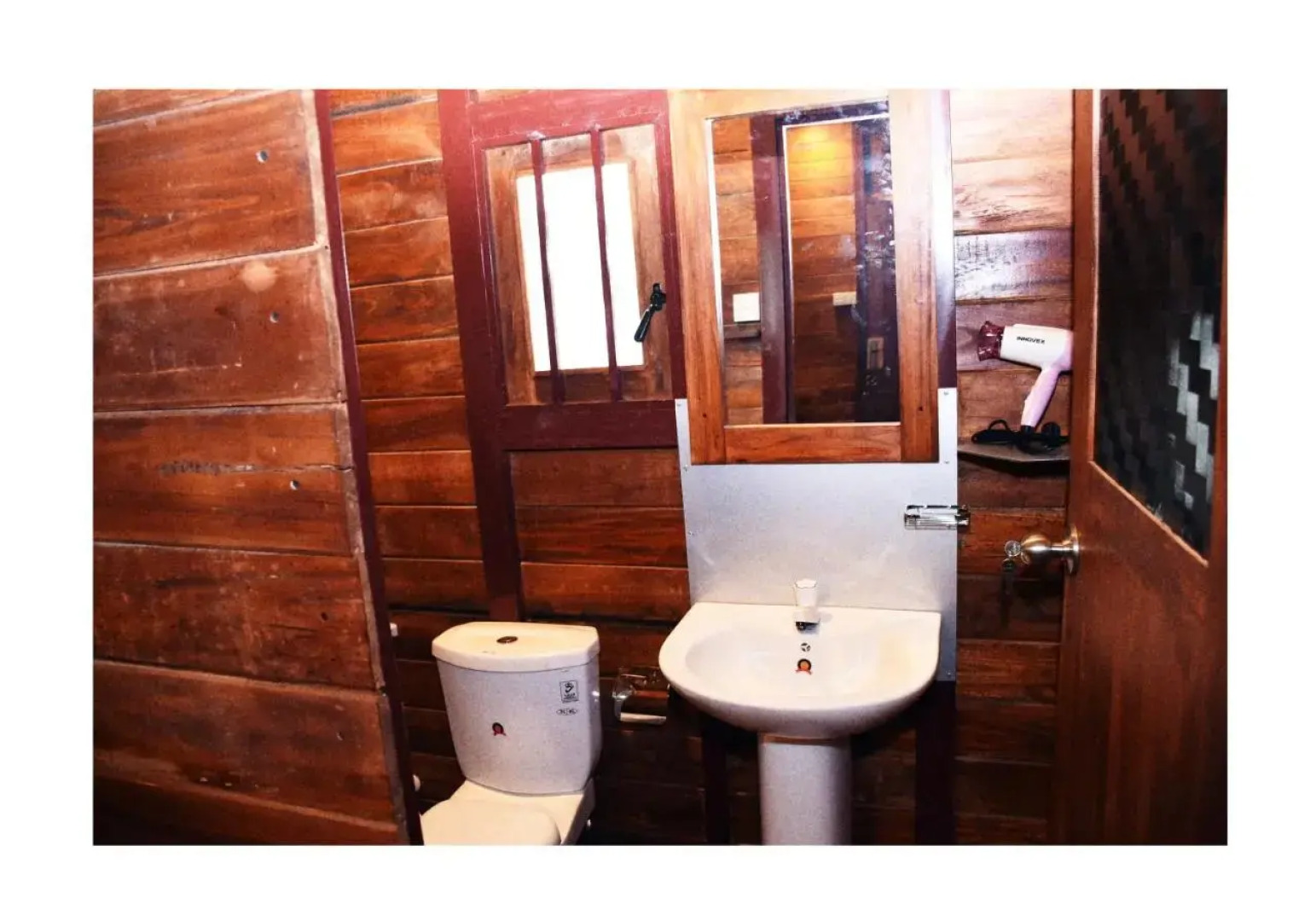 Sun and Green Eco Lodge