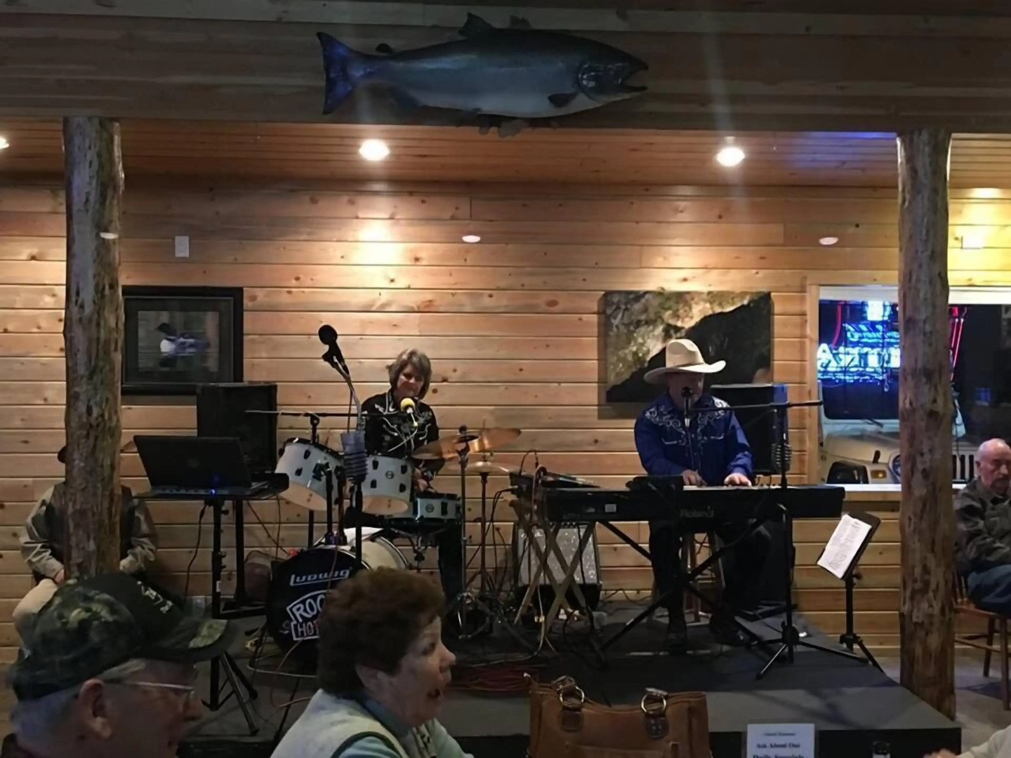 Lakeside Resort and Motel