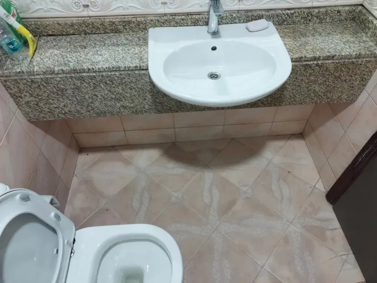 Grace Bedspace, Hostel and Accomodations