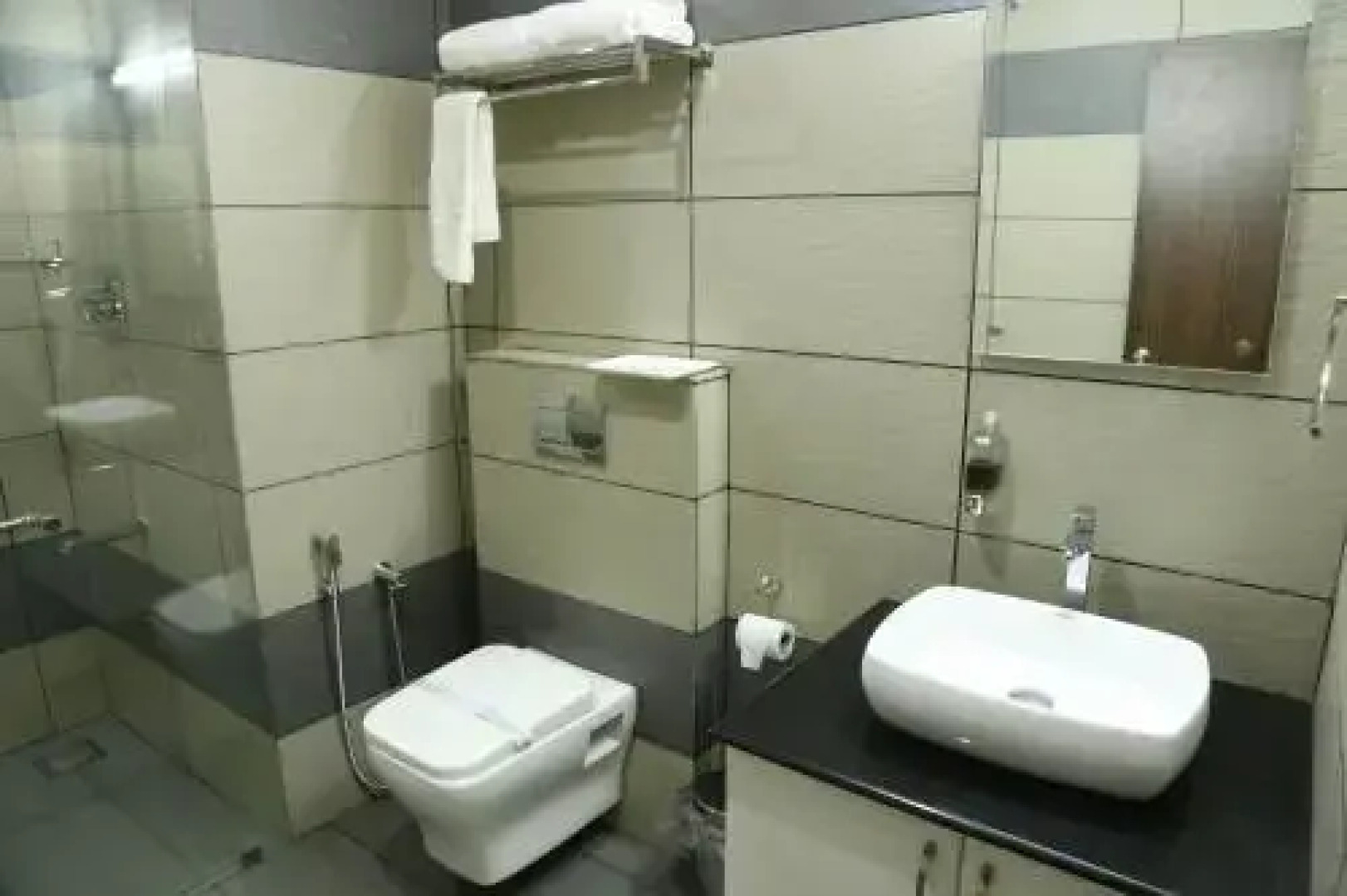 Vazhappilly Residency