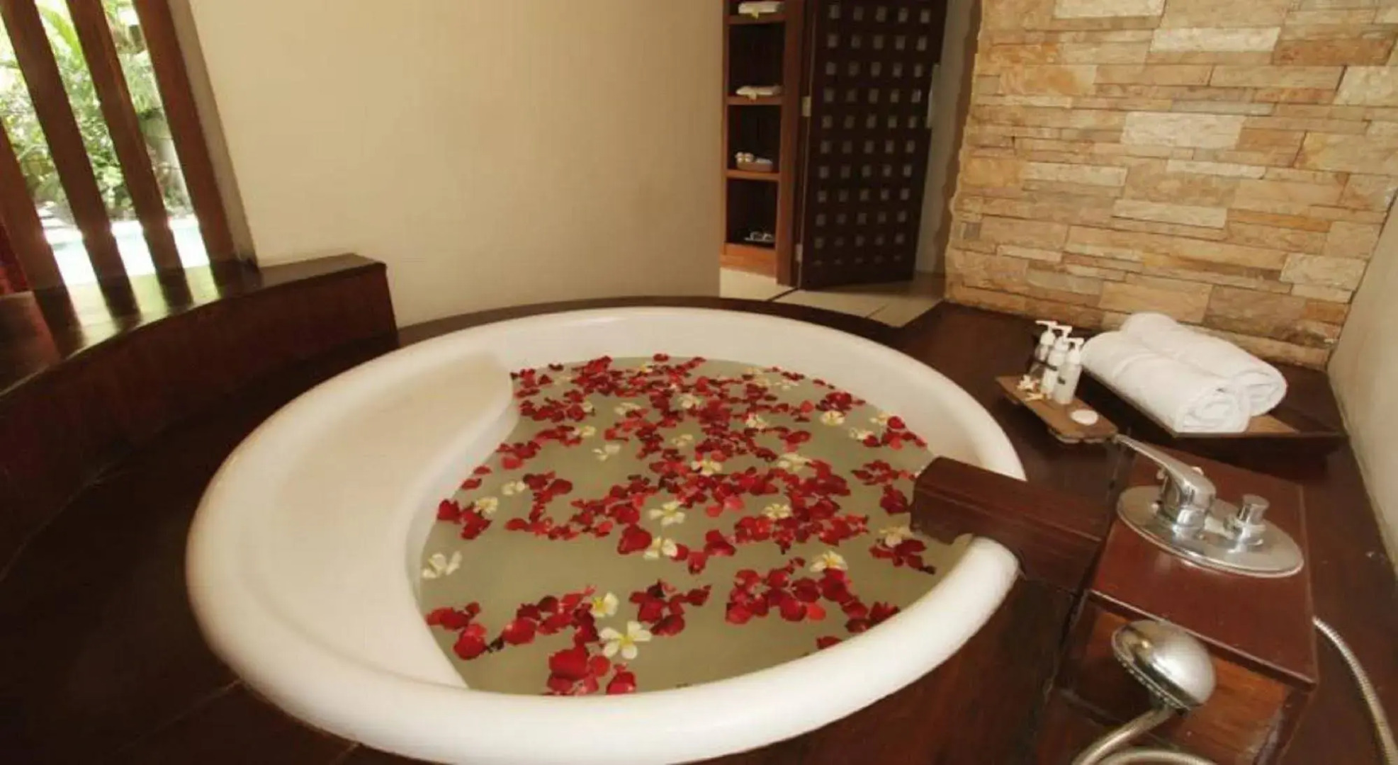 Grand Akhyati Villas & Spa