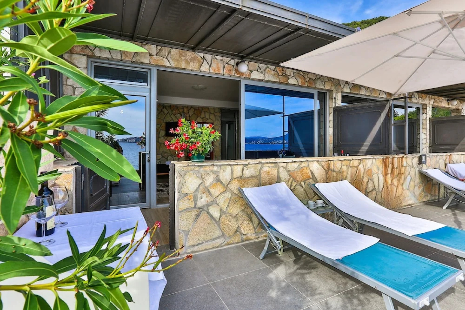 Apartments On The Coast