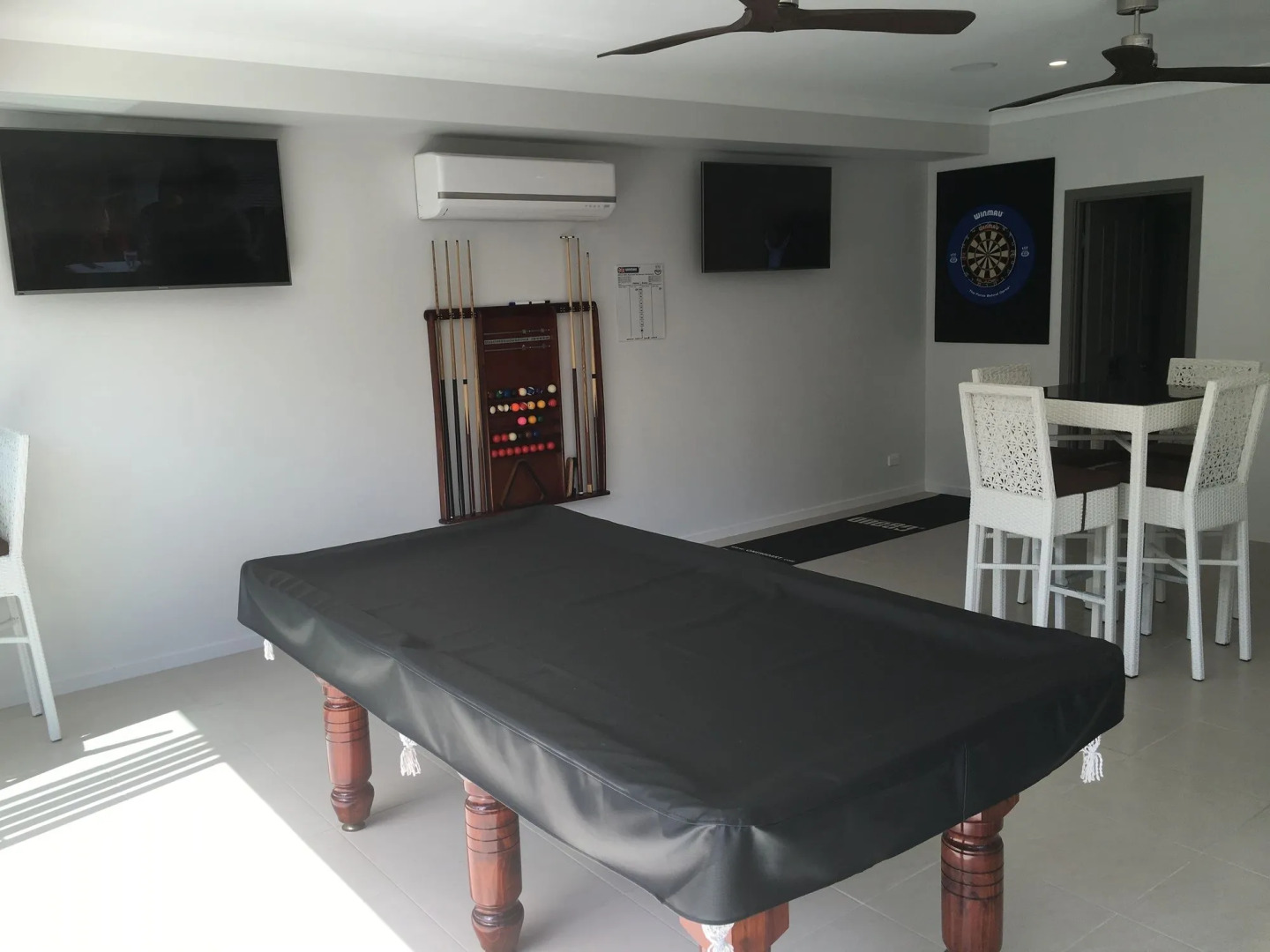 Athena Motel Apartments