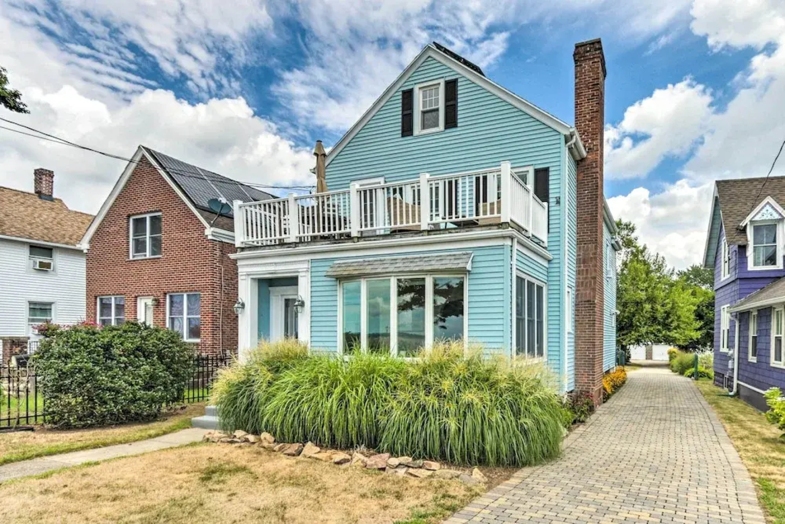Walkable New Haven Retreat w/ Ocean Views!