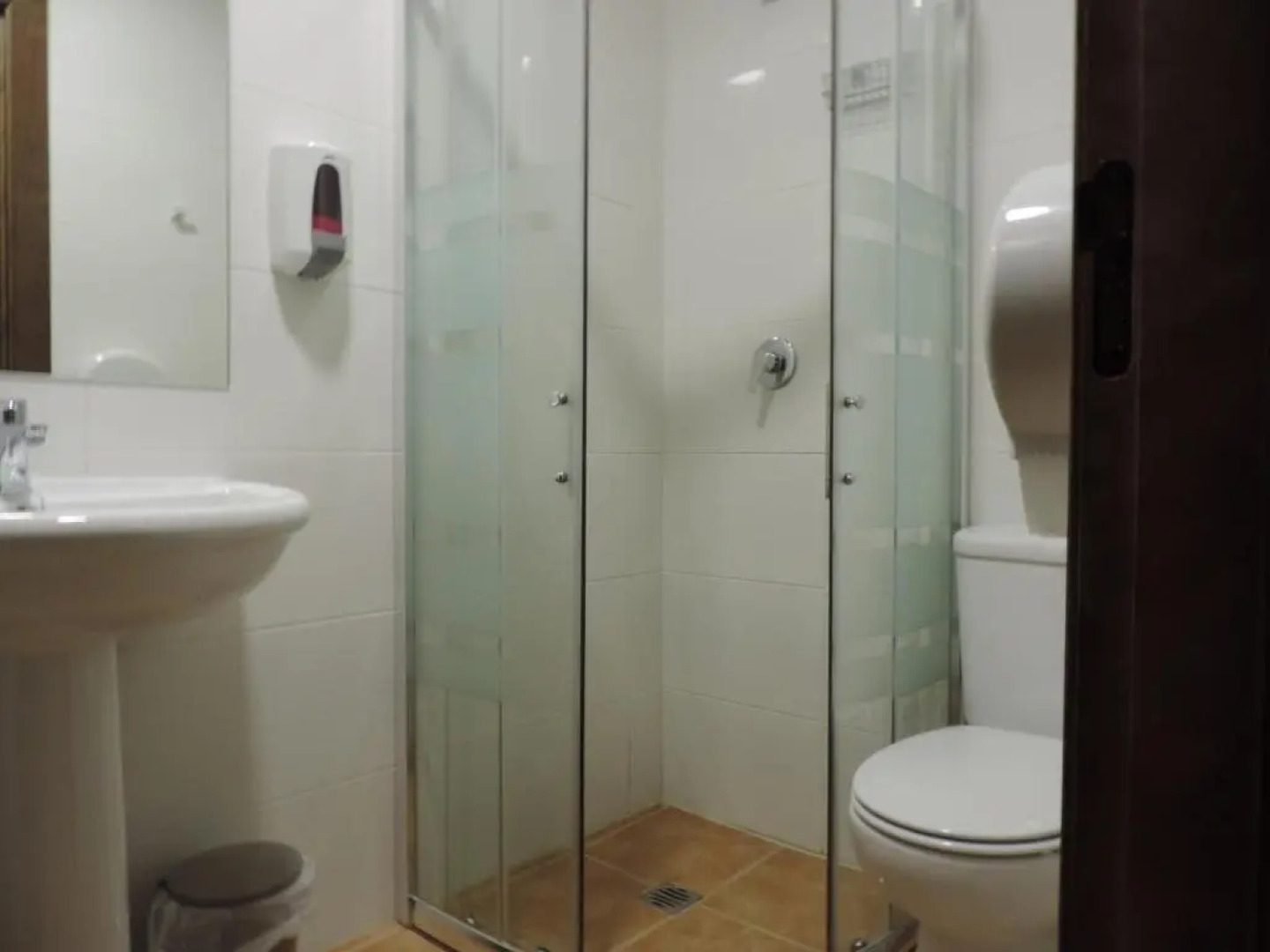 Albergue Santo Tomás de Canterbury - Hostel