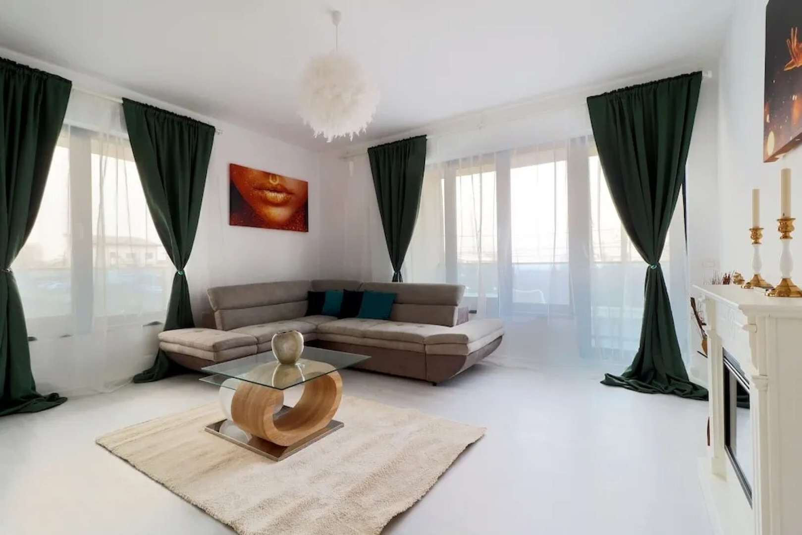 Ambasad’Or Home & Apartments