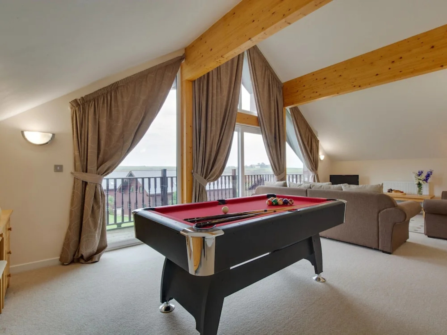 Comfy Holiday Home in Saint Columb With Garden