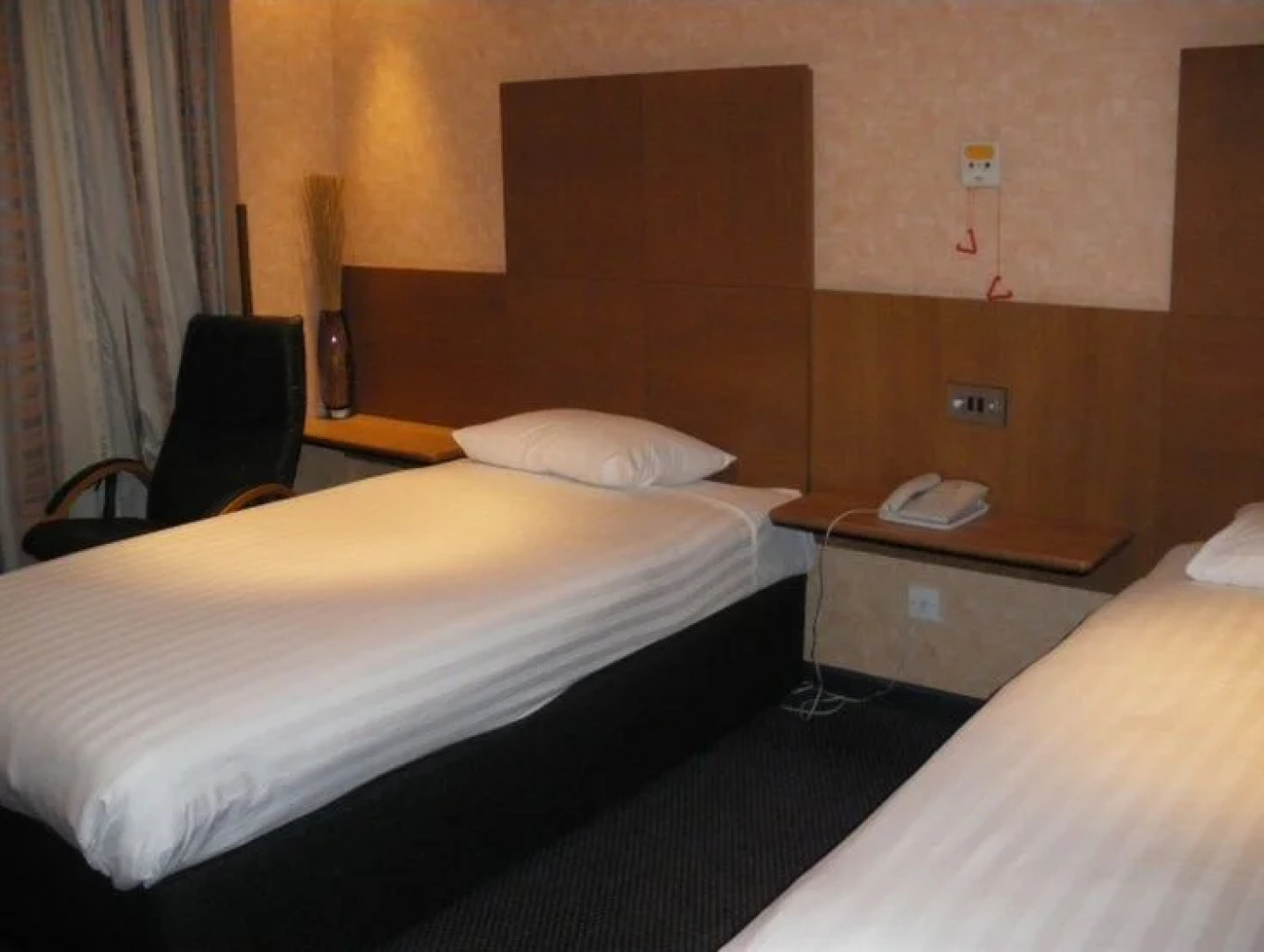 The Hogs Back & Spa Farnham