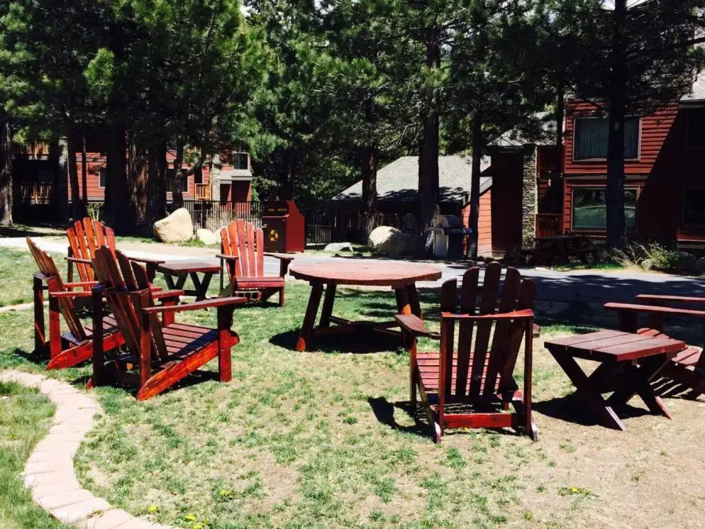 The Summit Condominiums by 101 Great Escapes