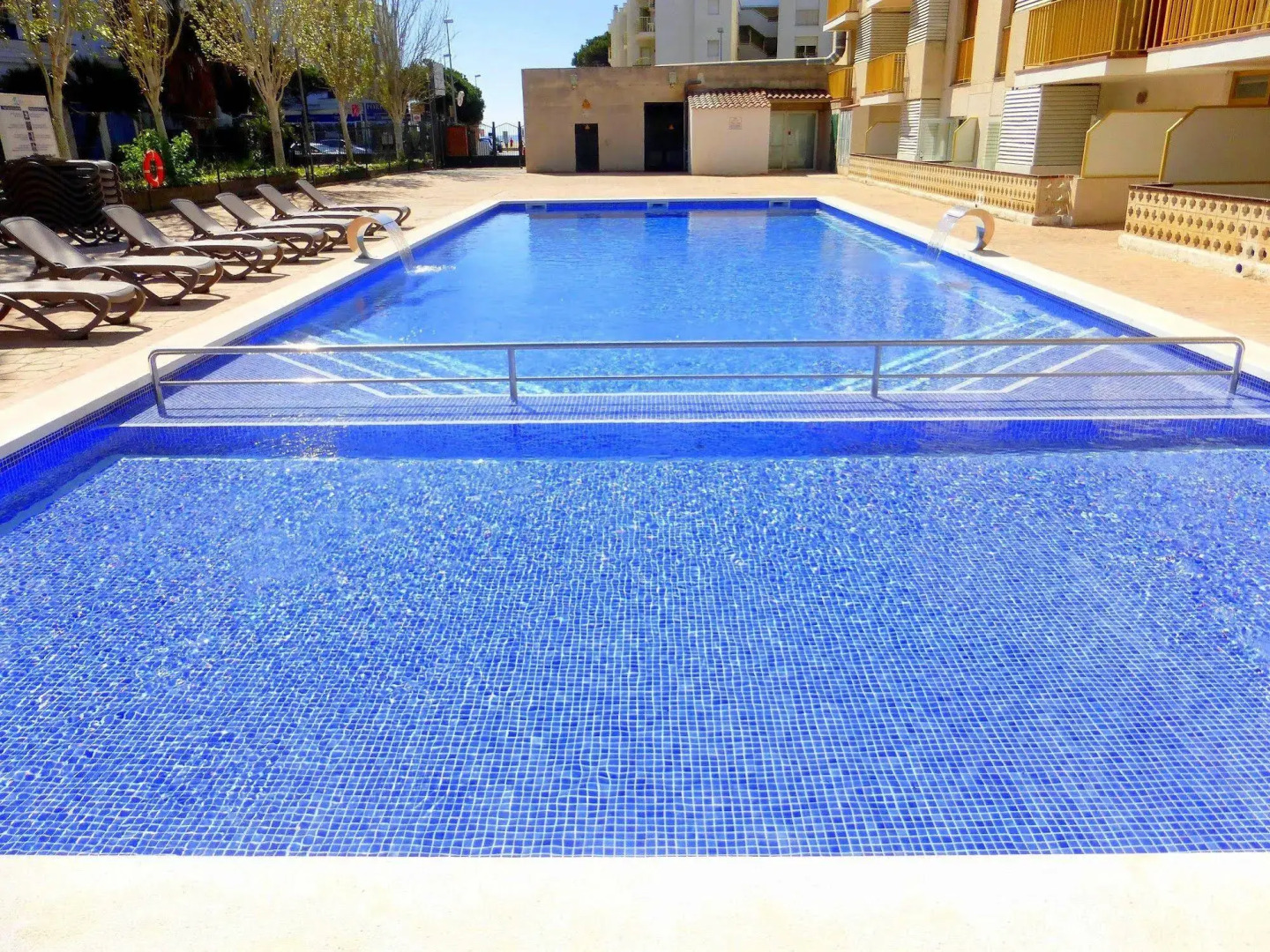 Rentalmar Pins Marina