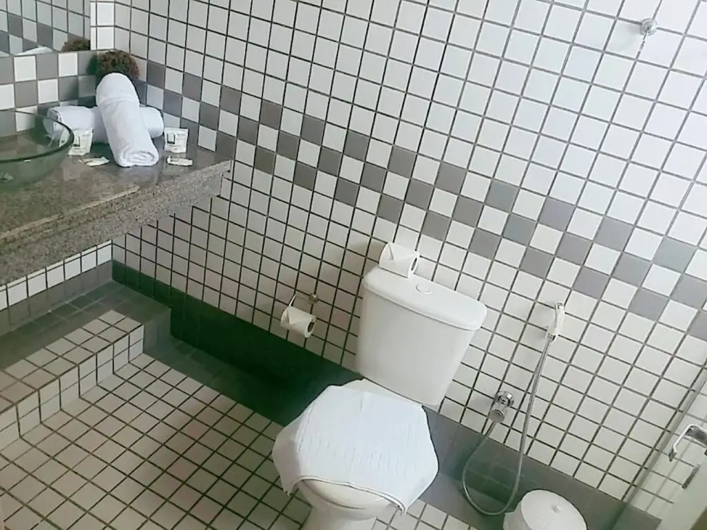 Saint James Palace Hotel