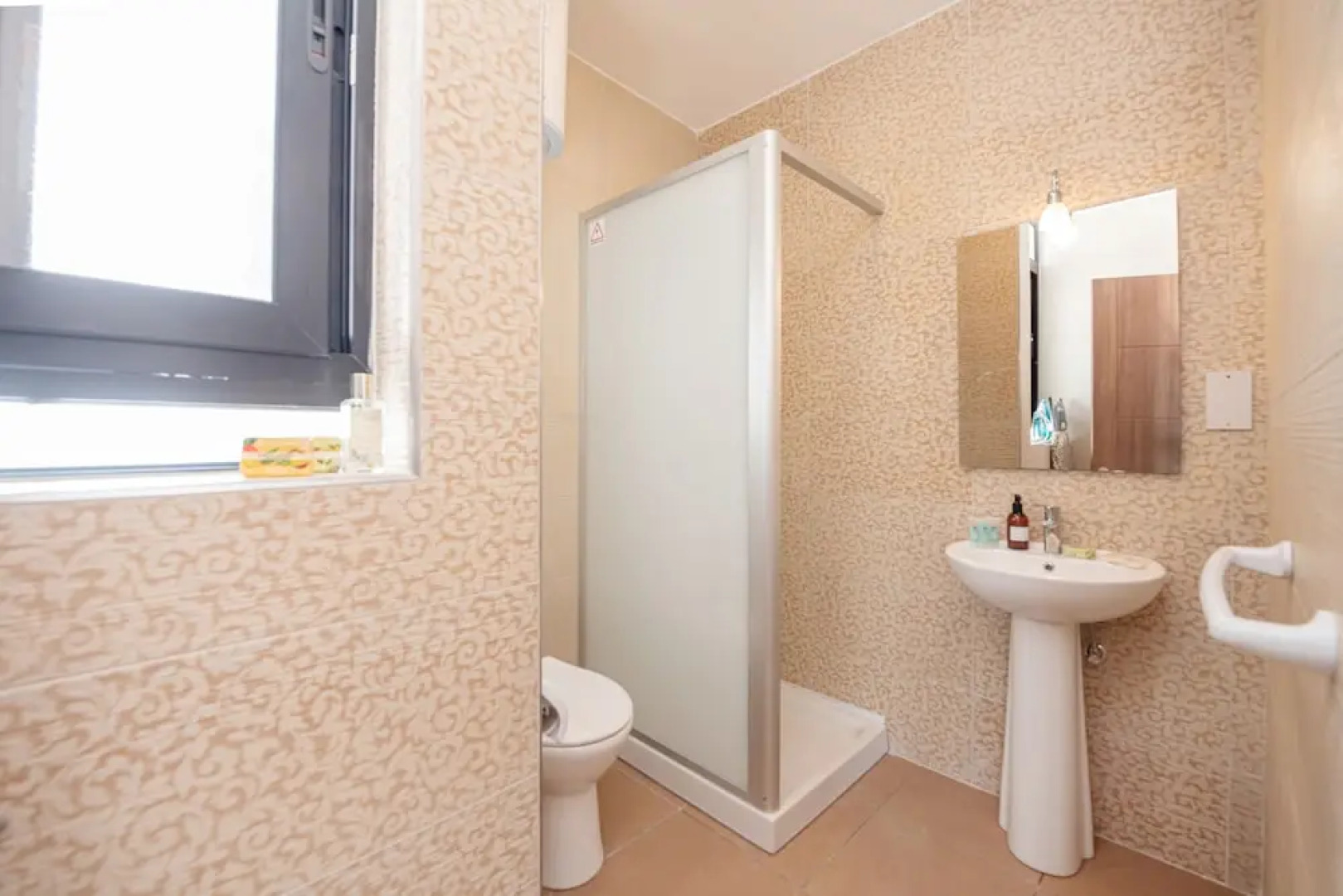 Harbour Lights Seafront Penthouse by Getaways Malta