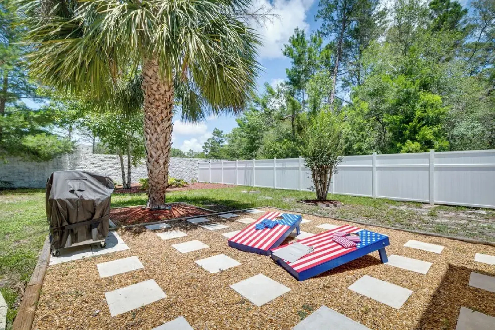 Spring Hill Home w/ Private Pool & Games!