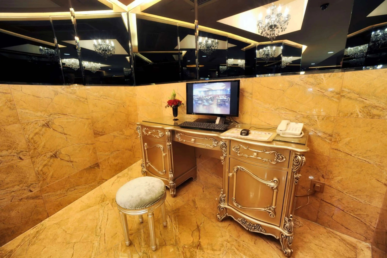 Ramada Grand Tsim Sha Tsui (Former Ramada Hong Kong Grand Tsim Sha Tsui)