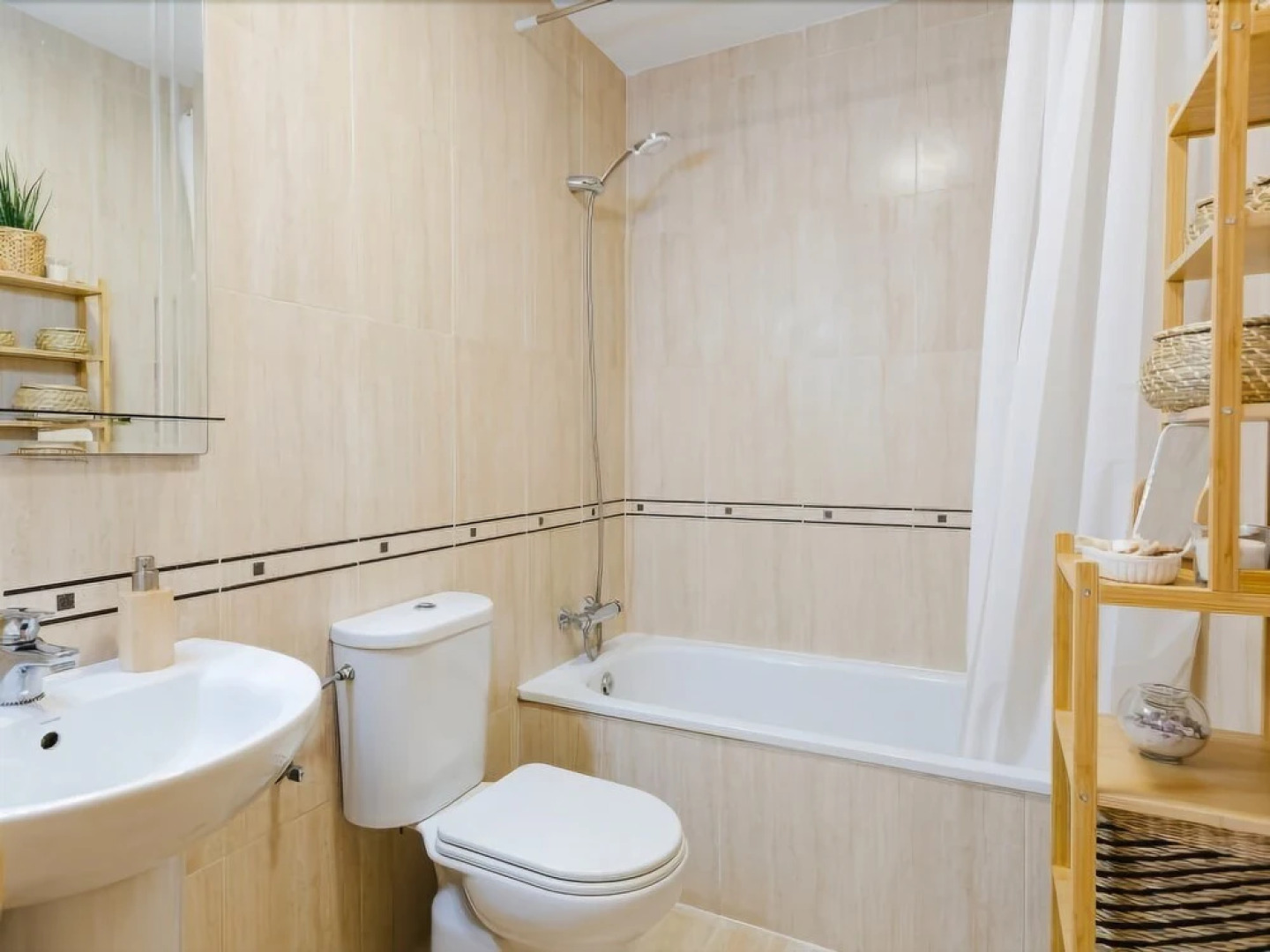 La Marina II, luminoso apartamento junto a la playa