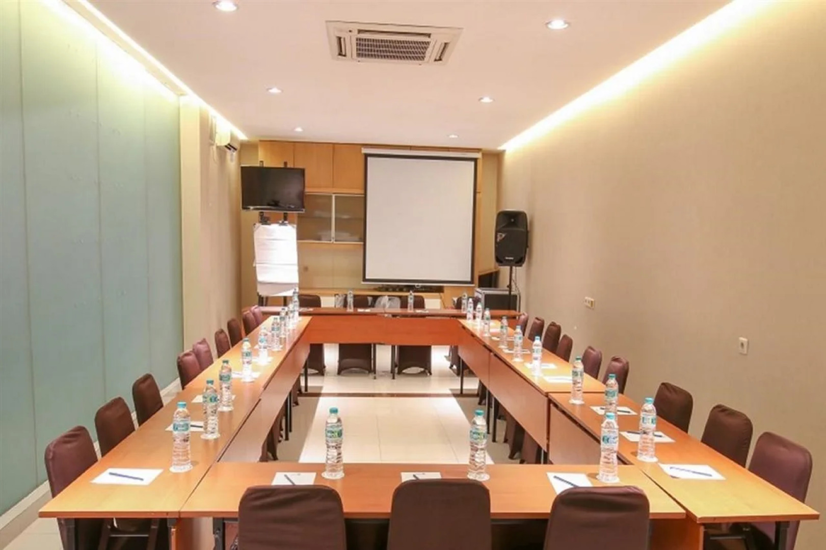 Hotel 88 Kedoya Jakarta