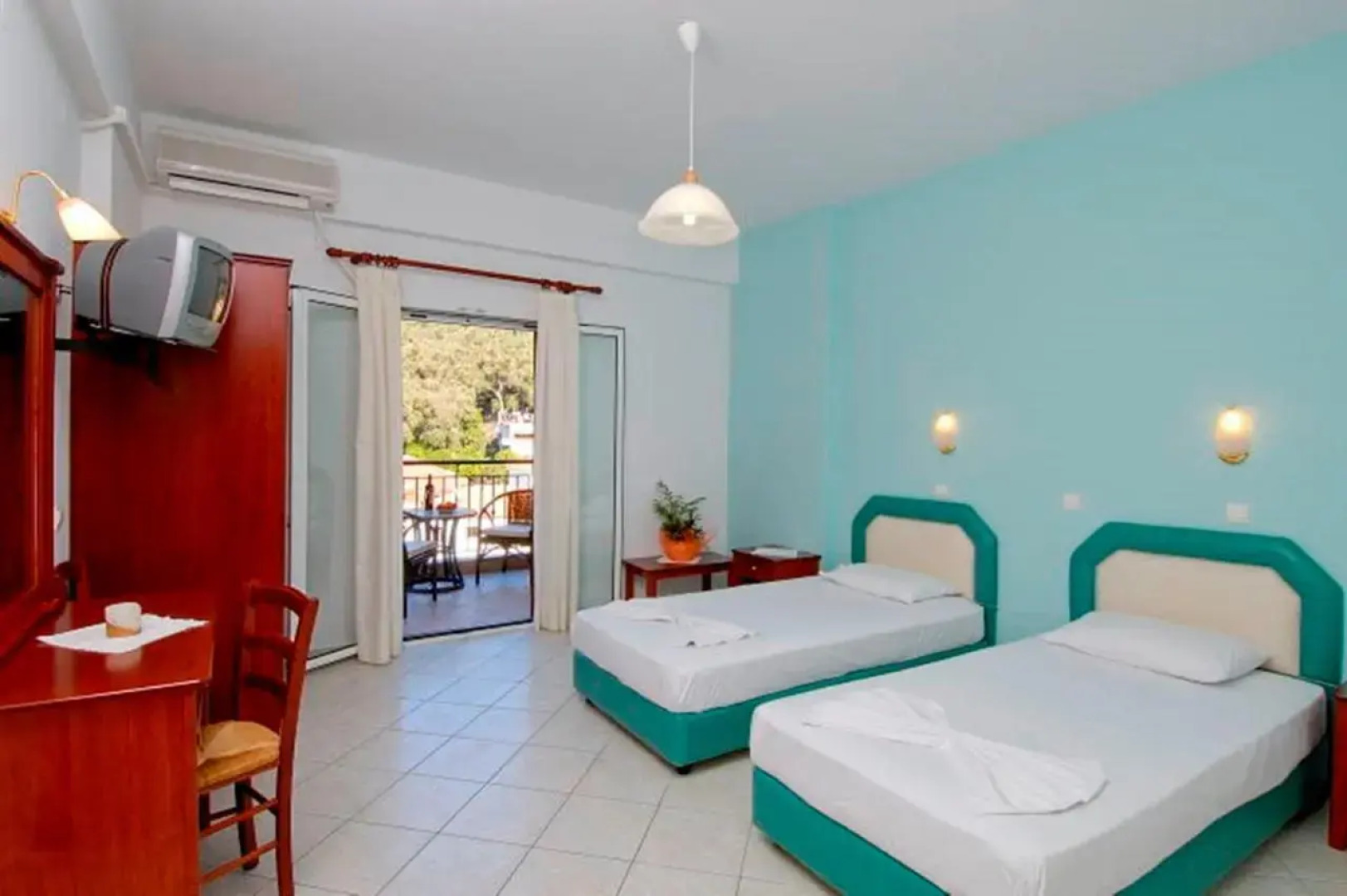 Nikas Villa Orange Apartments