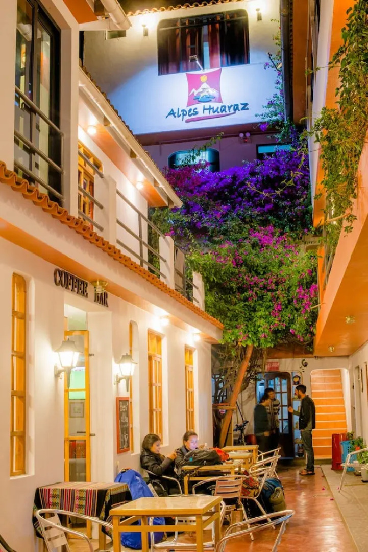 Hostal Alpes Huaraz