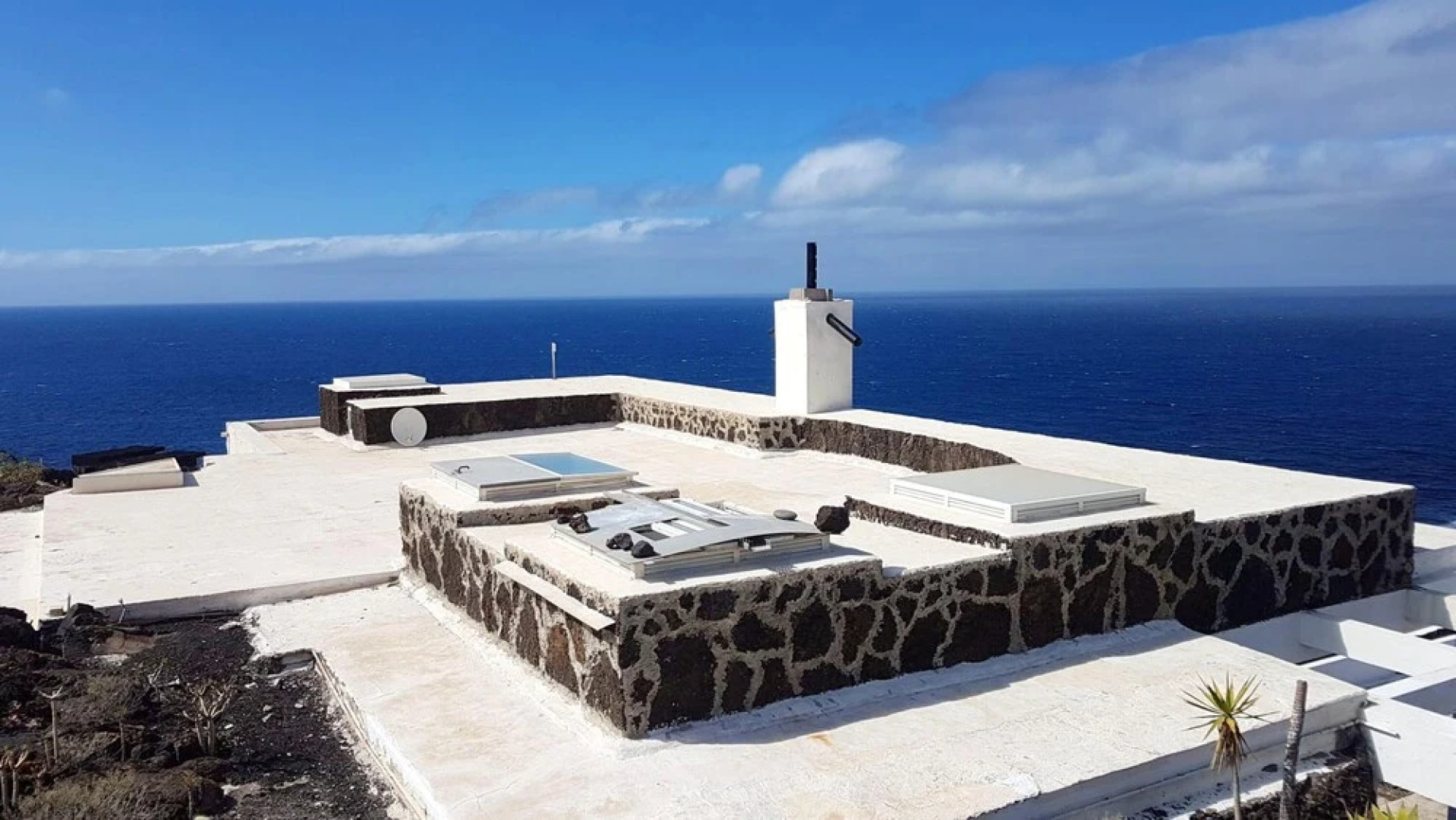 Apartment With 2 Bedrooms in Frontera - Valle del Golfo, With Wonderful sea View, Enclosed Garden and Wifi