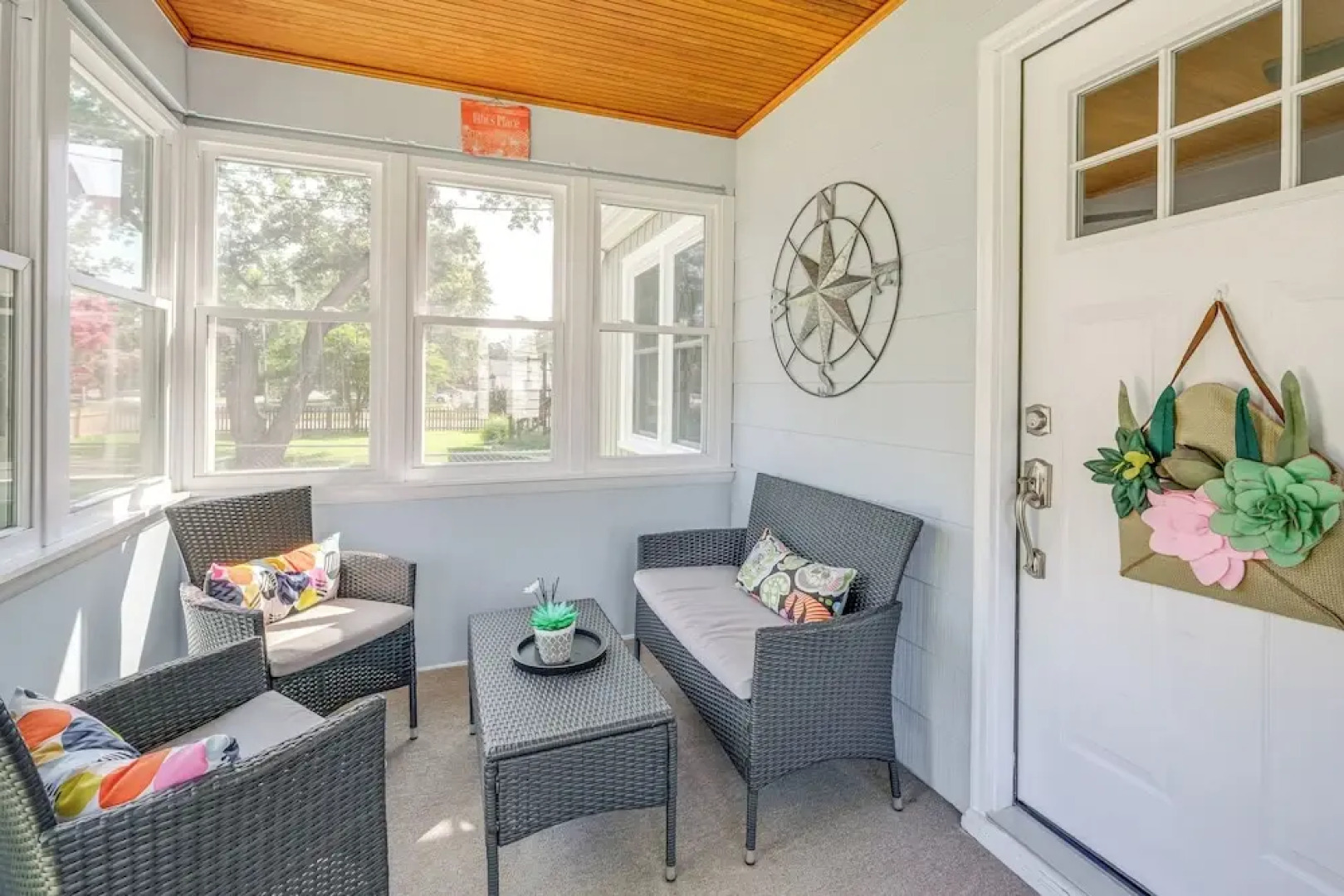 < 1 Mi to Colonial Beach: Coastal Gem w/ 2 Porches