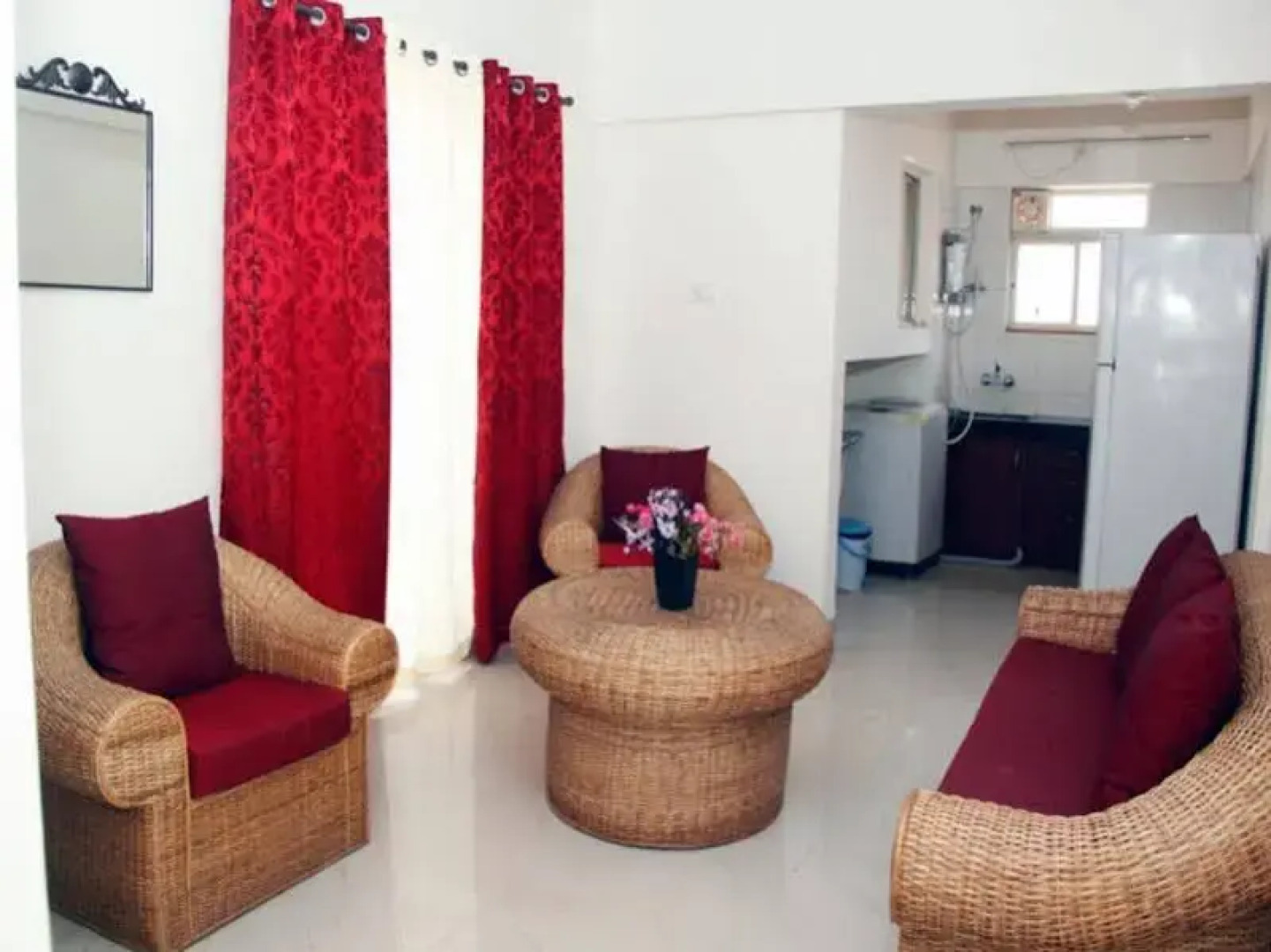 Cosmos Luxury Service Apartment