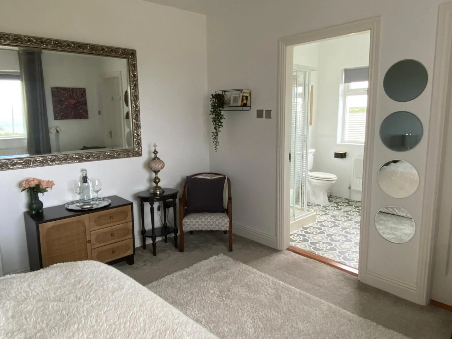 Follies Suites Ballyvoile