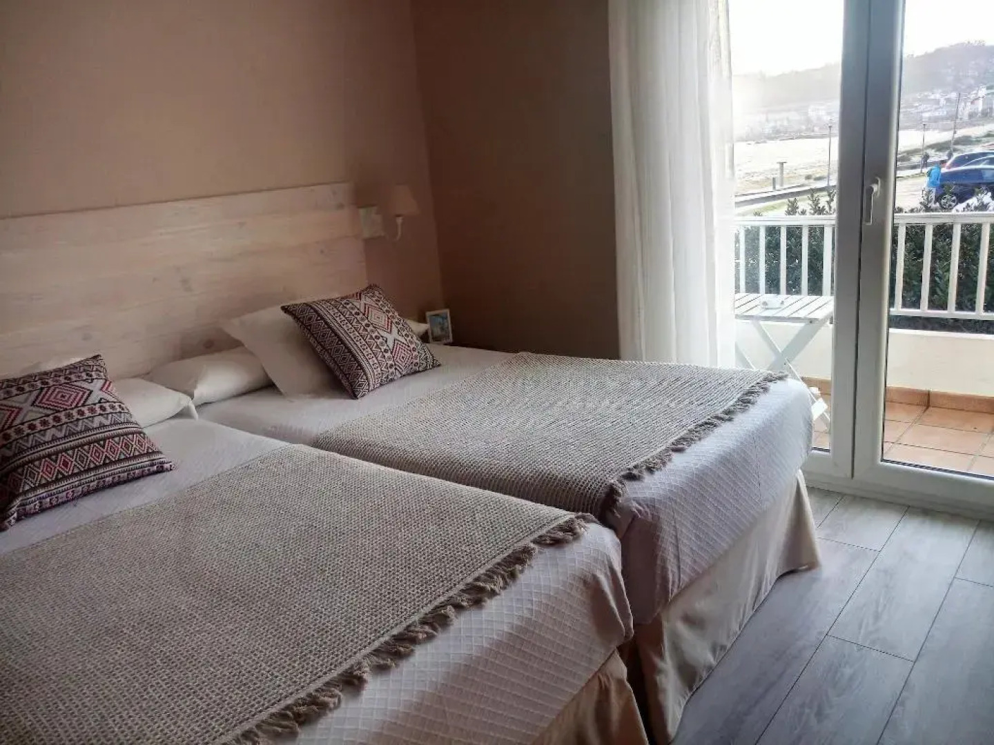 Rodeiramar 2A Hostal & Apartamentos