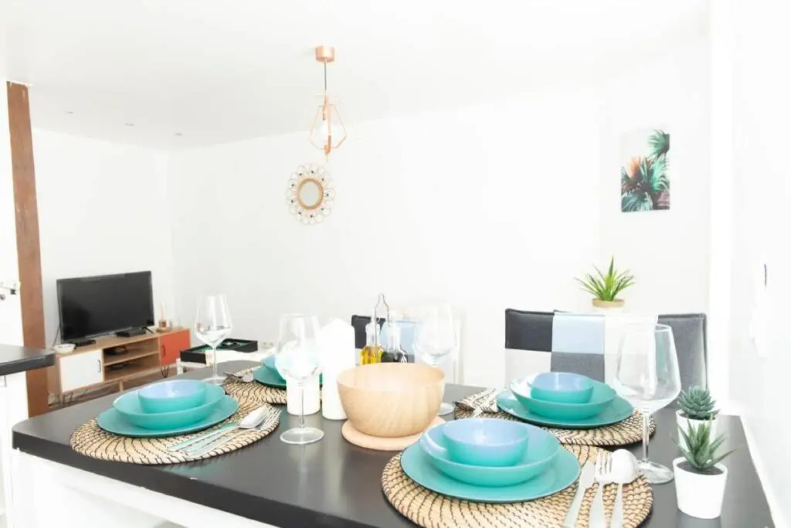 Cœur de ville Enghien les Bains - 2 pièces Lumineux et Chaleureux - 15 min de Paris