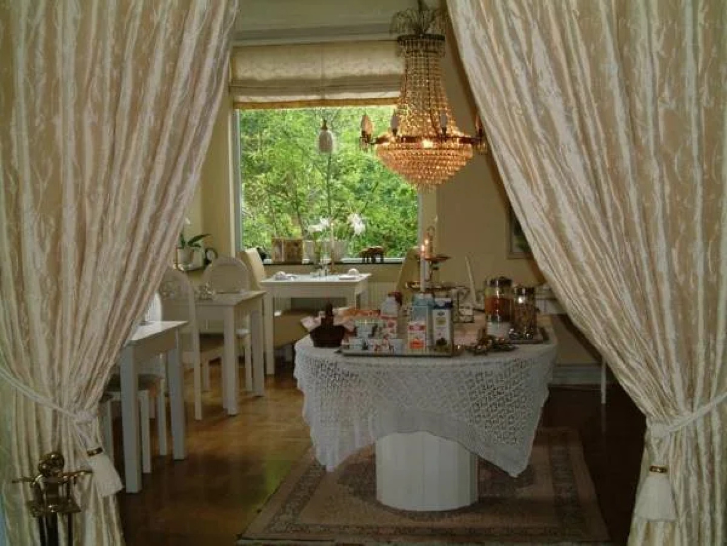 Casa Corner Bed & Breakfast