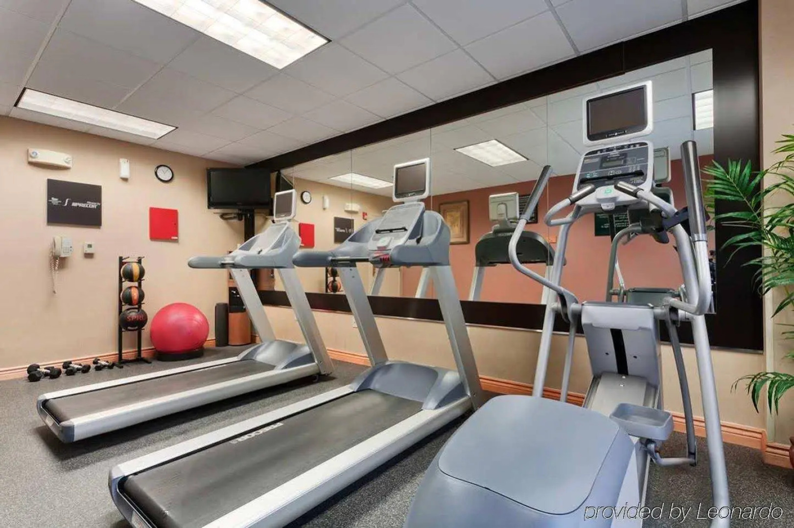 Отель Hyatt House Colorado Springs Airport