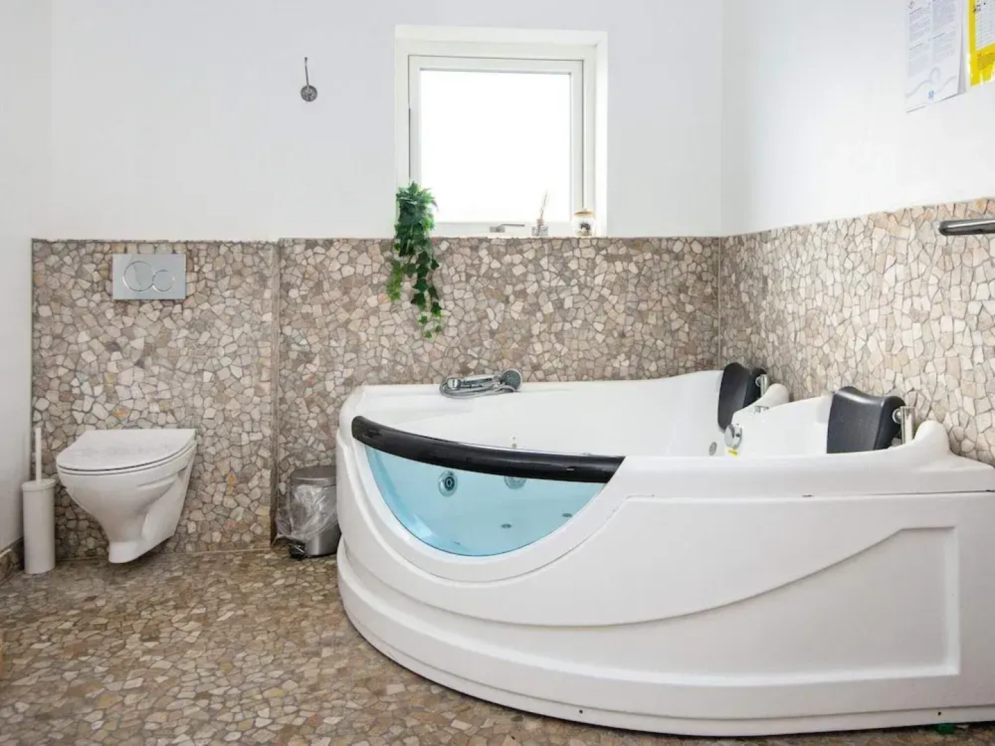 10 Person Holiday Home in Ronde