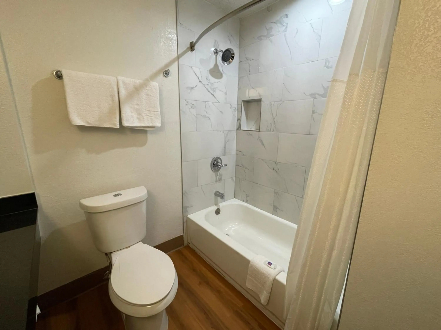 Travelodge by Wyndham Silver Spring