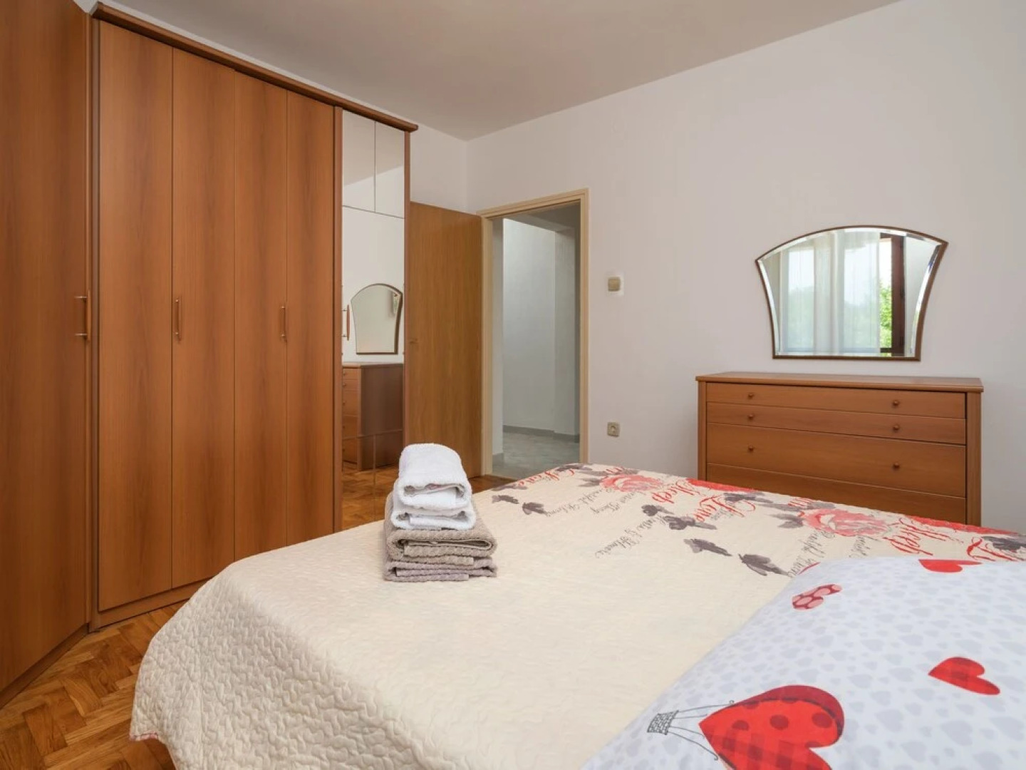 Ana Ru i i Sveta Nedelja