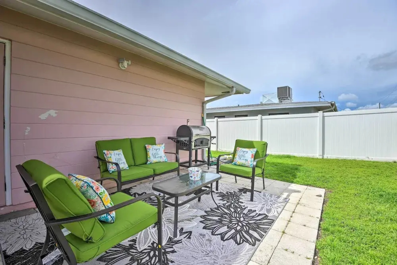 Ranch-style House w/ Pool Access in 55 + Community