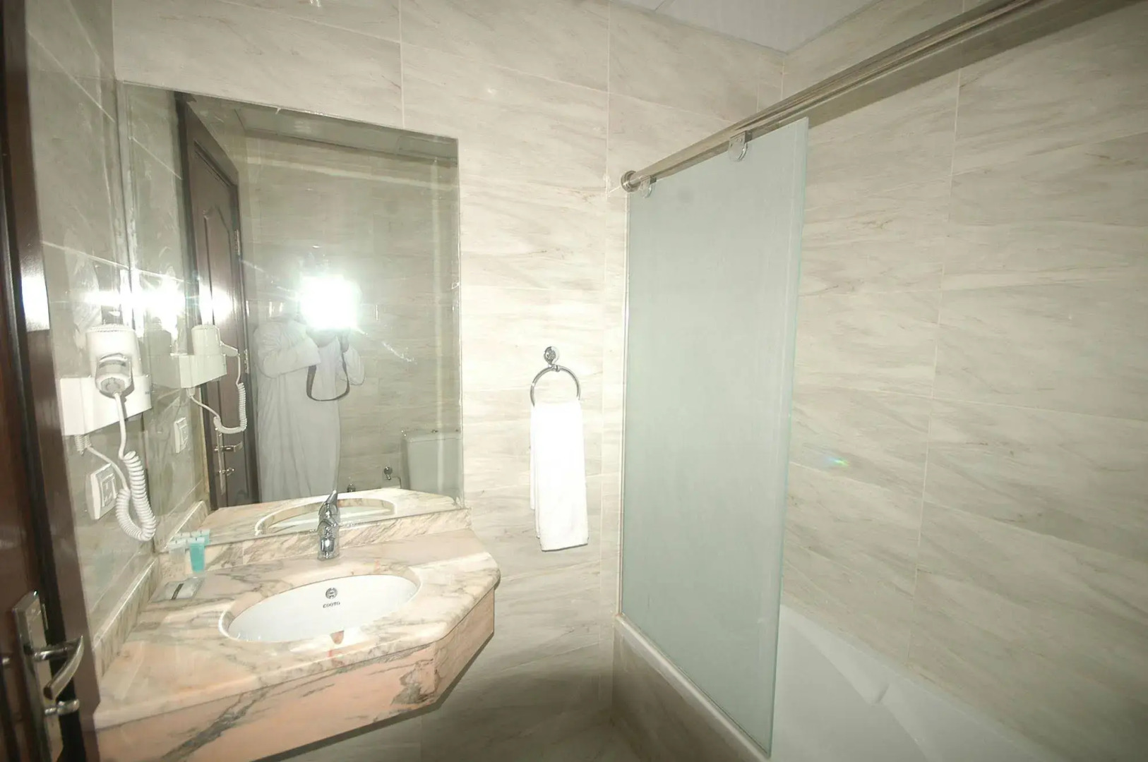 Sharah Mountains Hotel