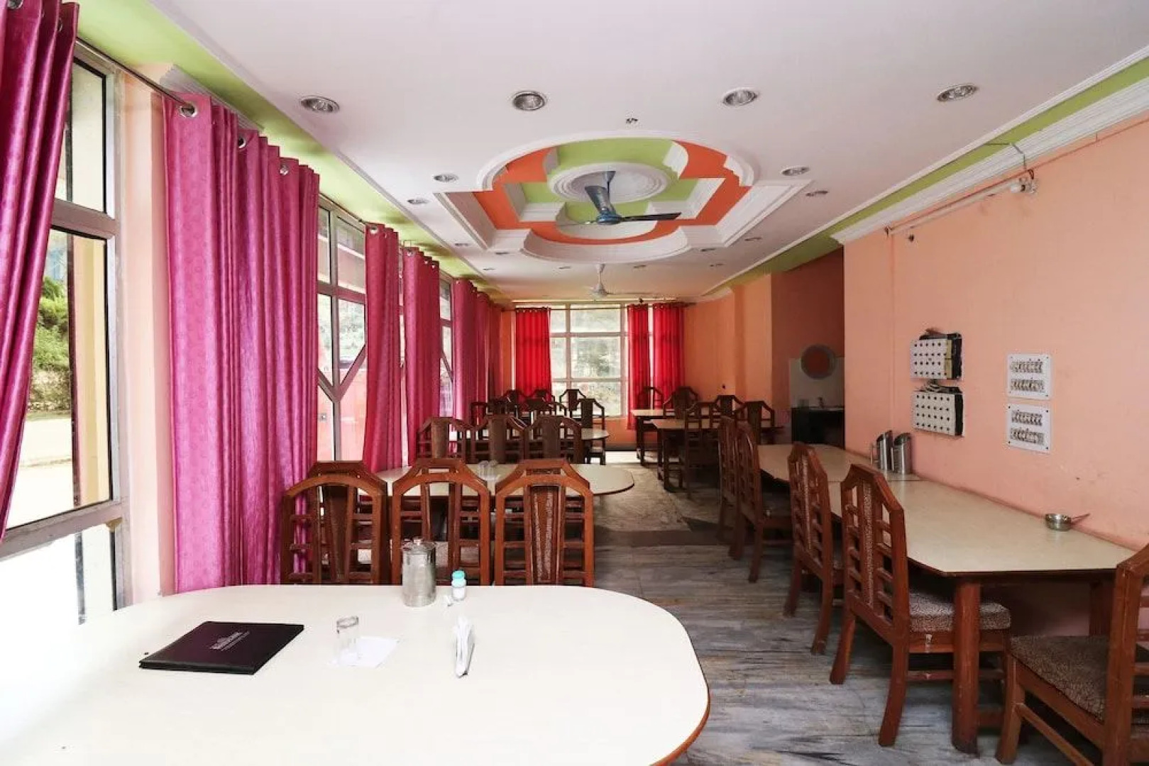 Oyo 44250 New Hotel Shivlok