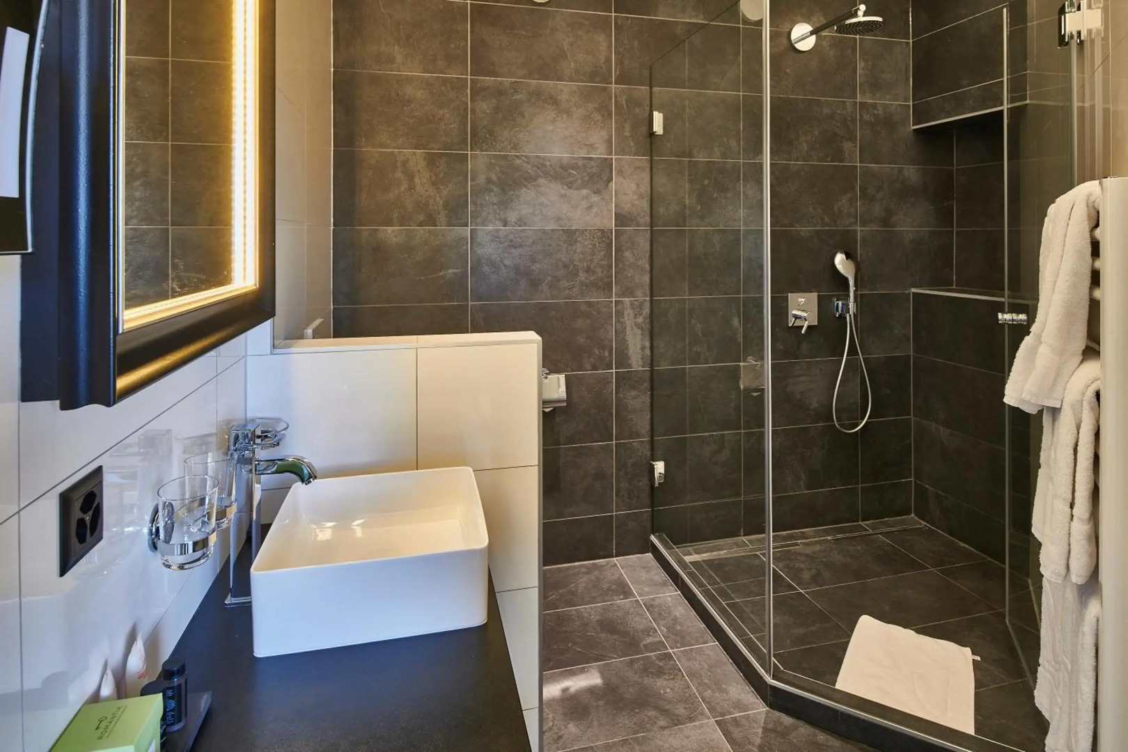 Romantik Hotel Mont Blanc au Lac