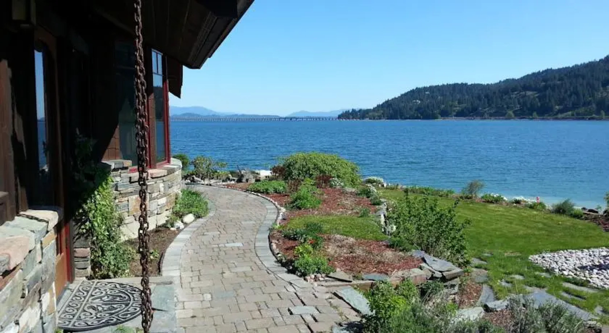 Lakefront Vacation Property at Sandpoint/Schweitzer Mountain Ski Resort